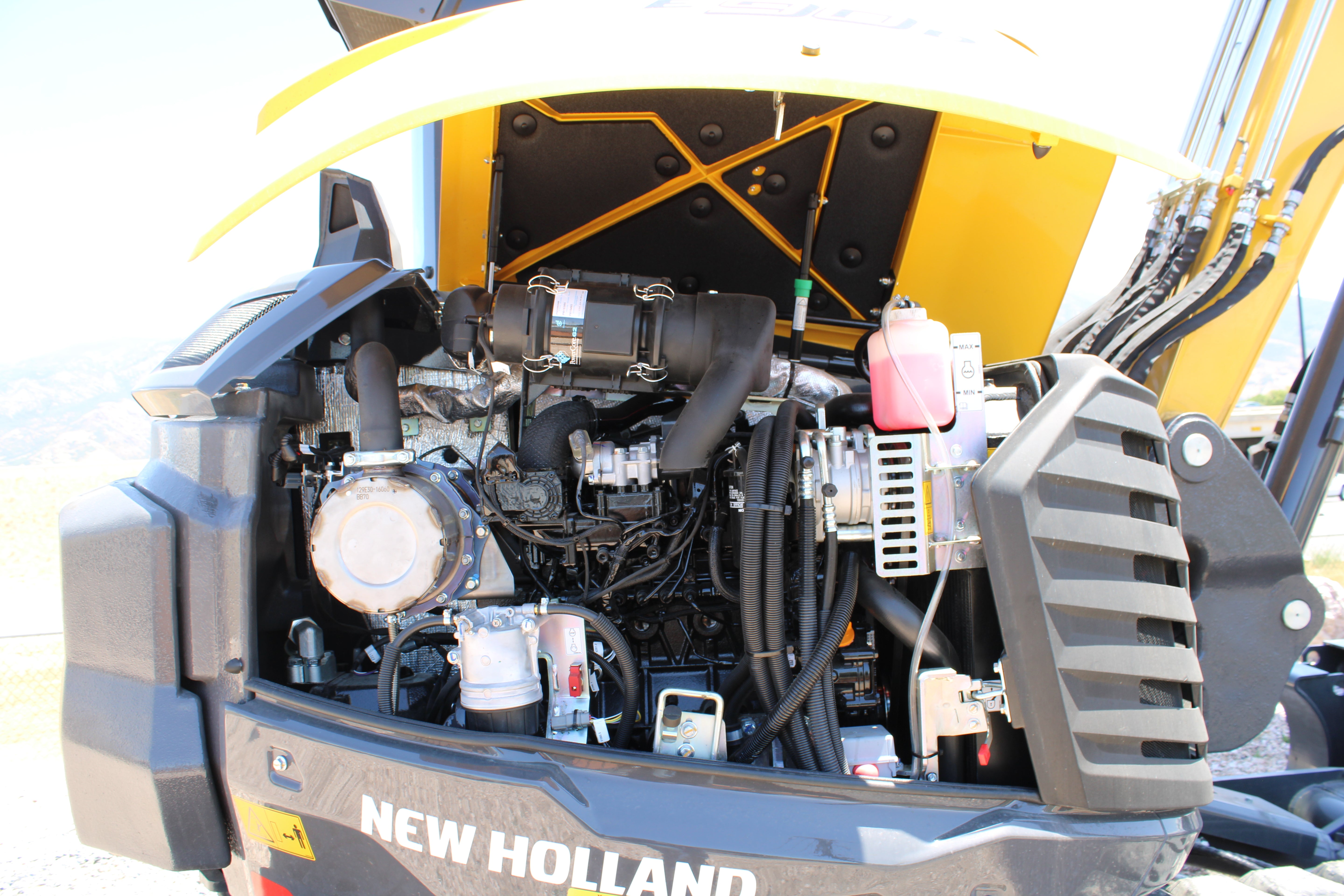 New Holland E90