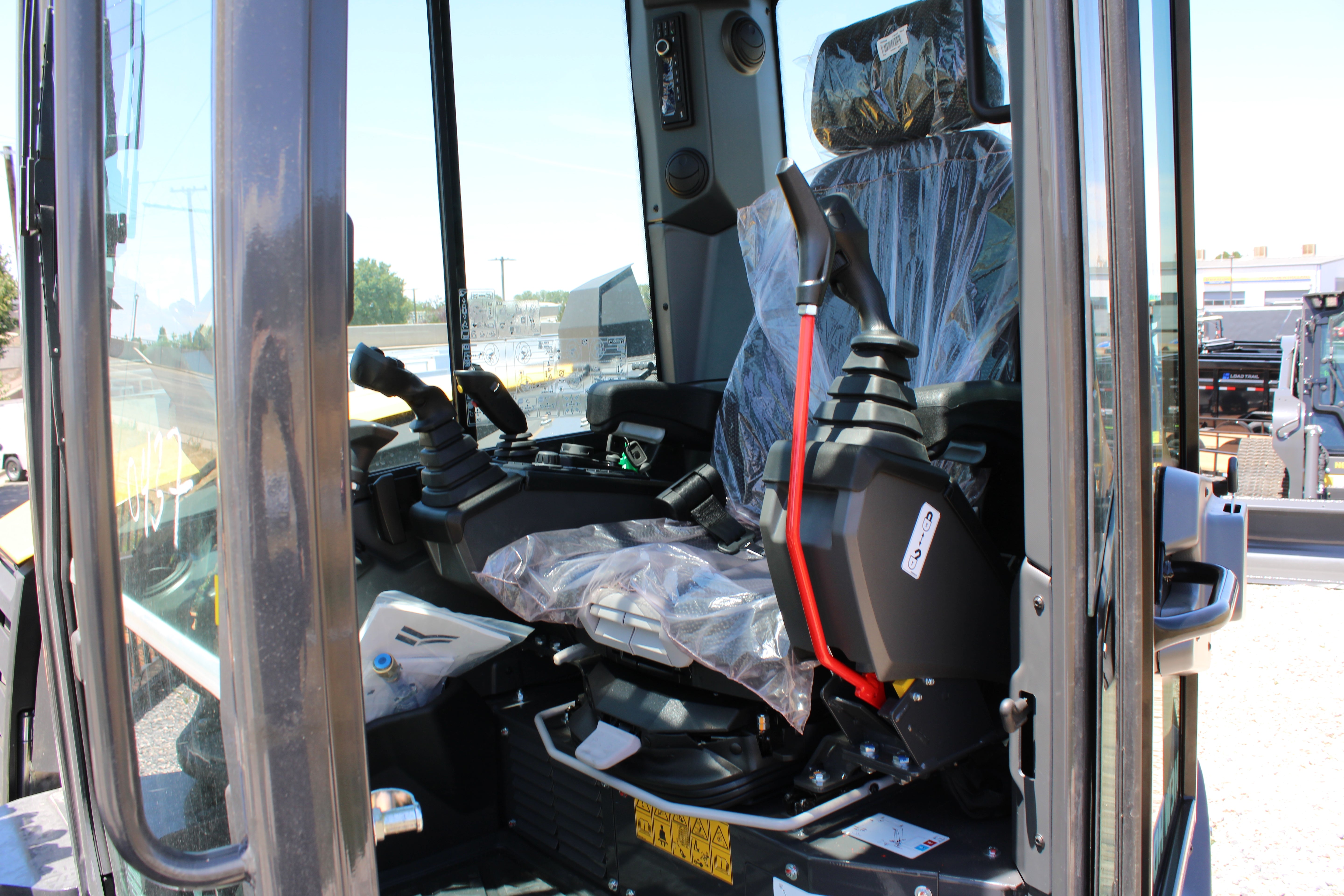 New Holland E90