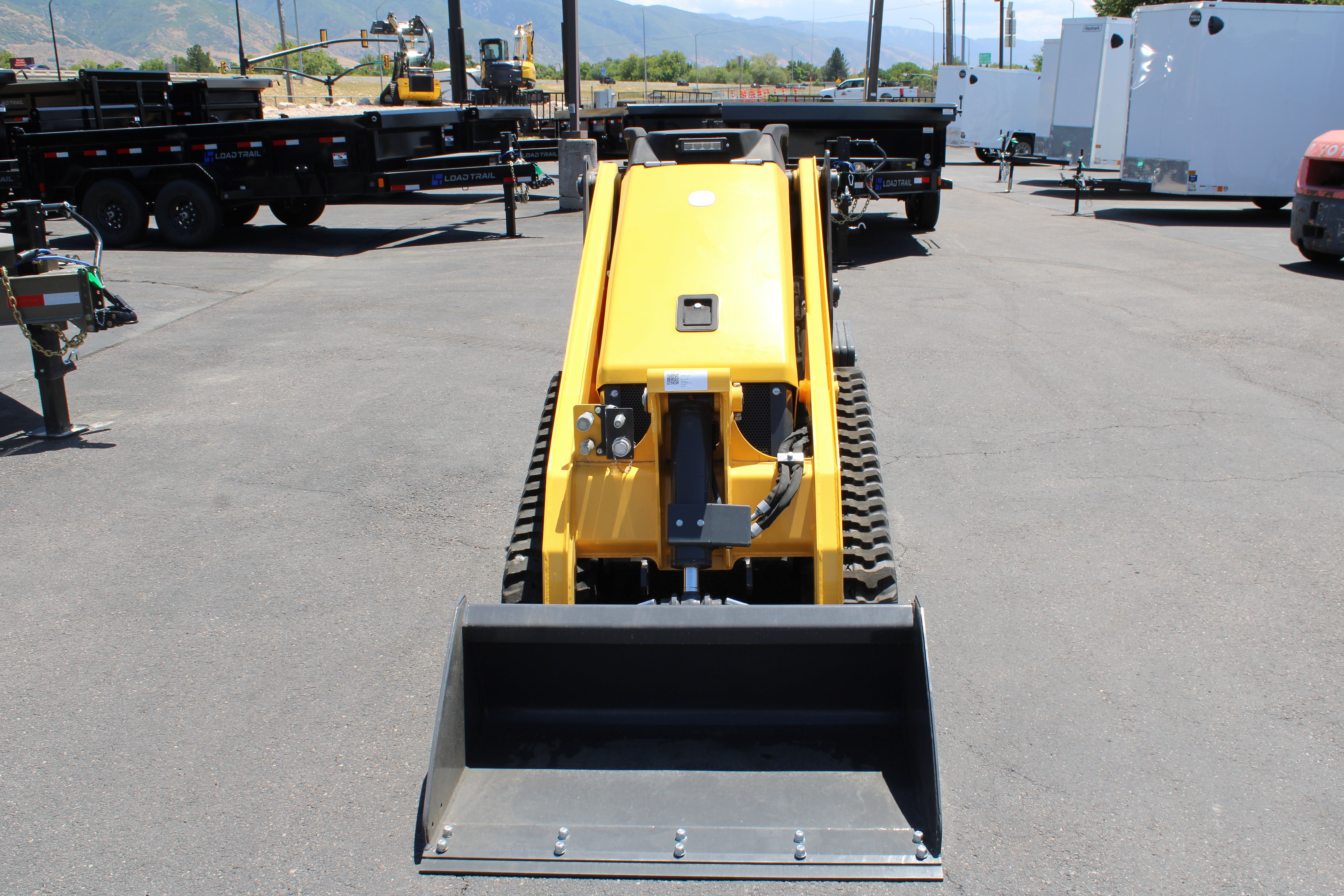 New Holland C314 Mini Skid Steer