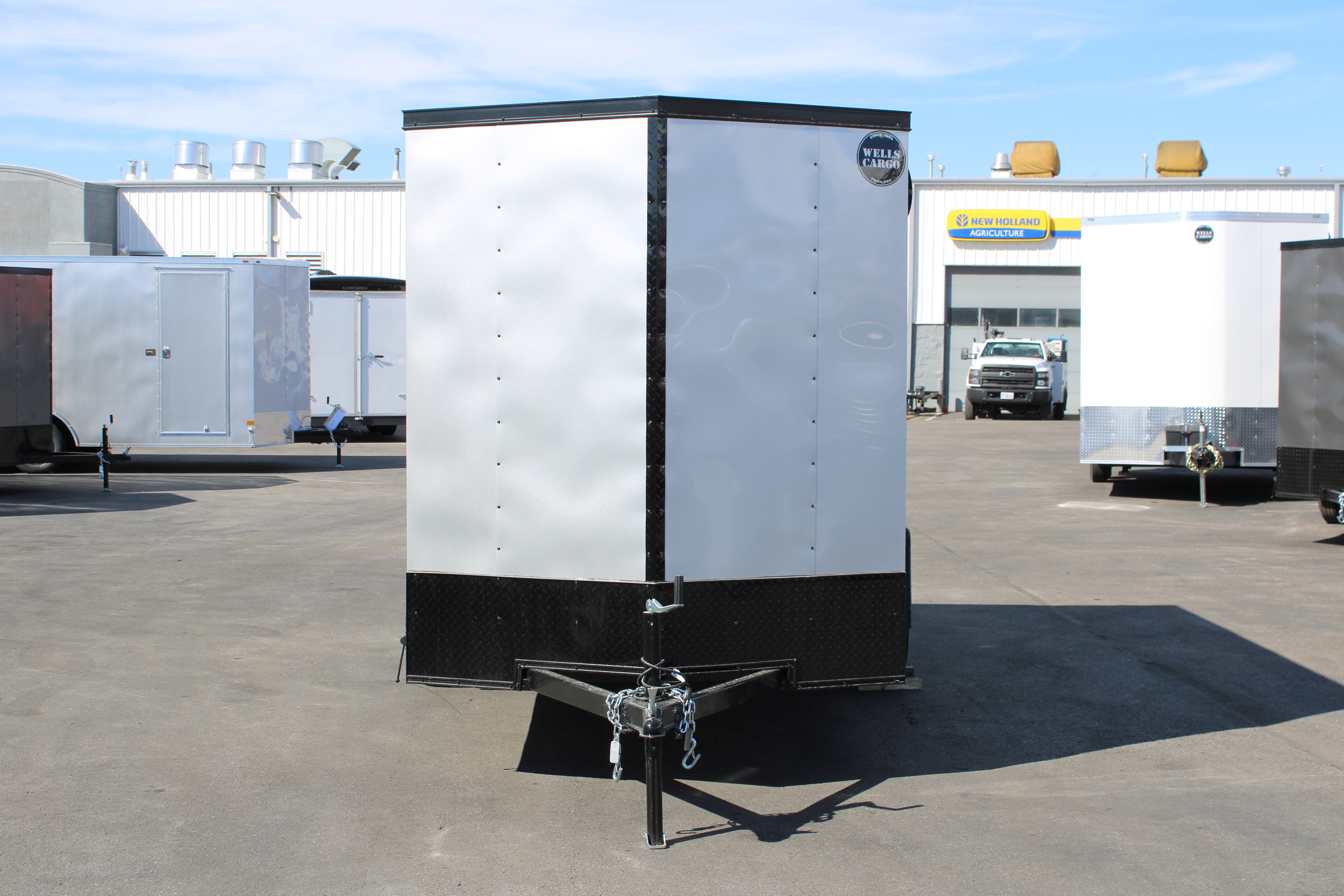 2025 Wells Cargo 6 x 12 Deluxe Enclosed Trailer