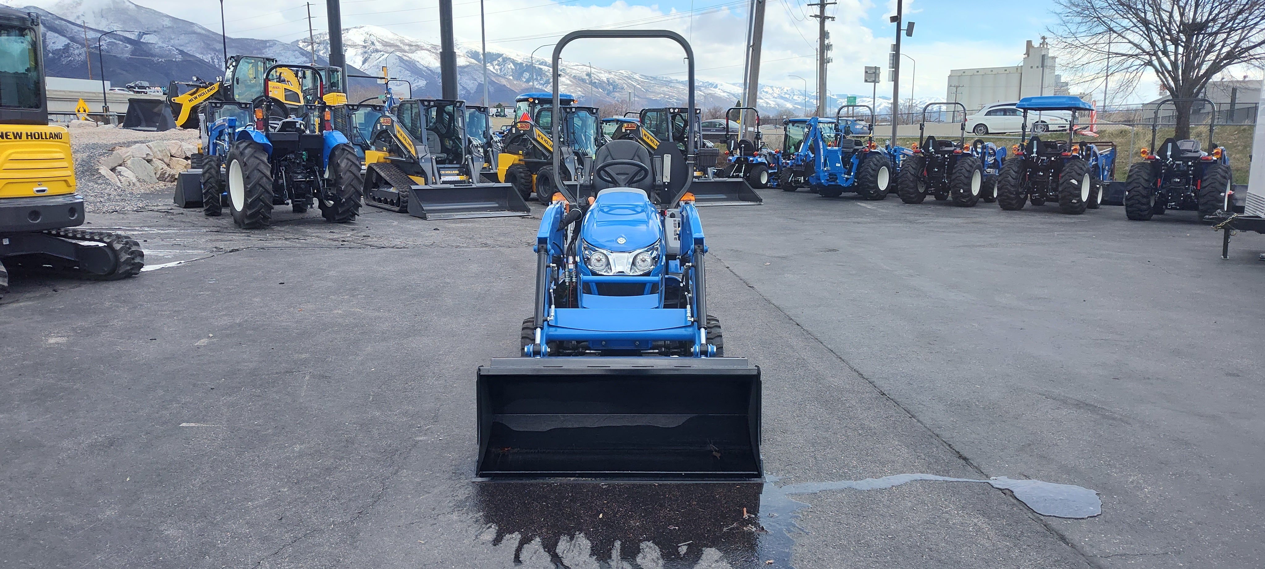 New Holland Workmaster 25s Tractor