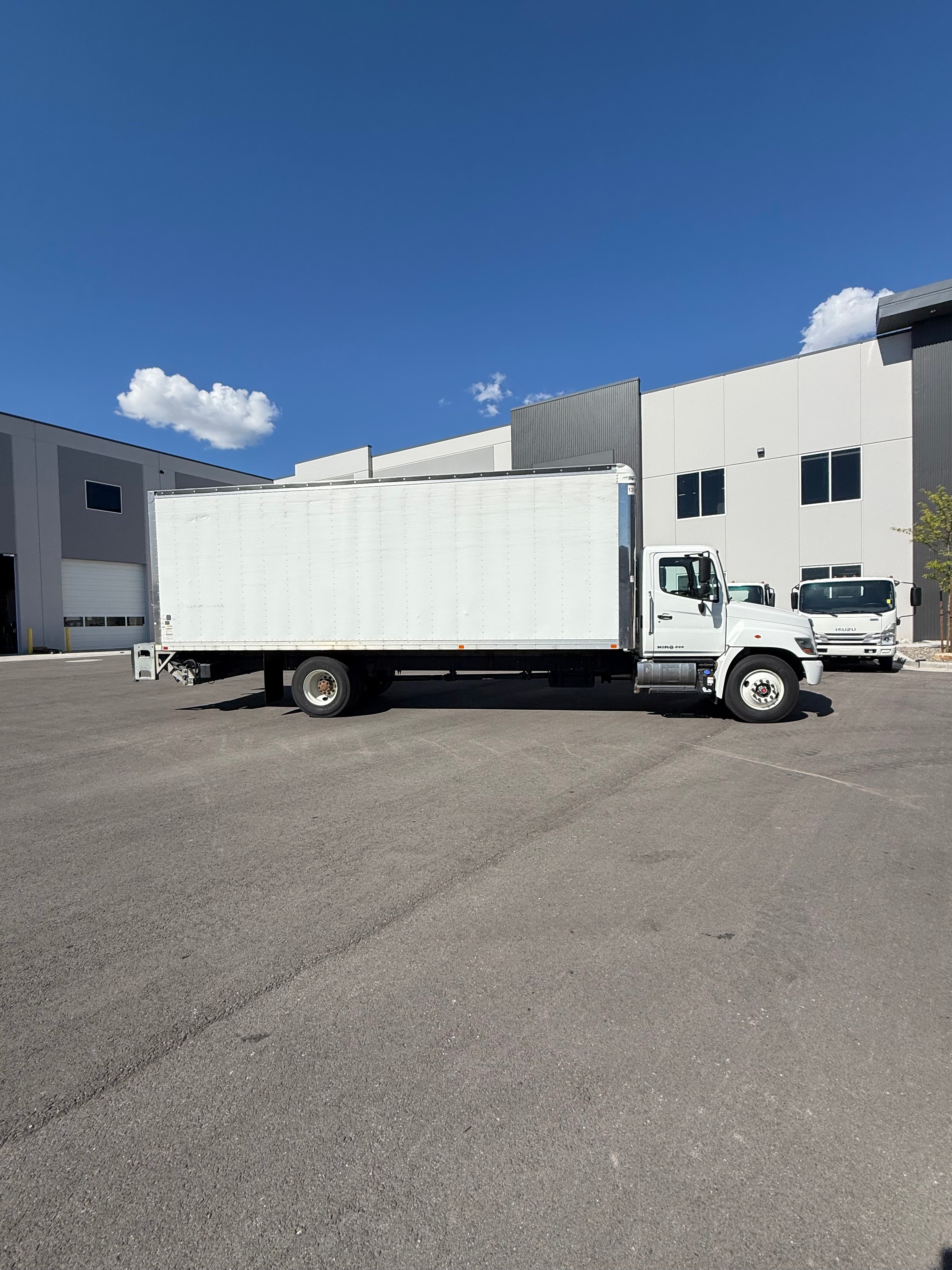 Used 2020 Hino 268A 26,000 GVW 26' Box Truck