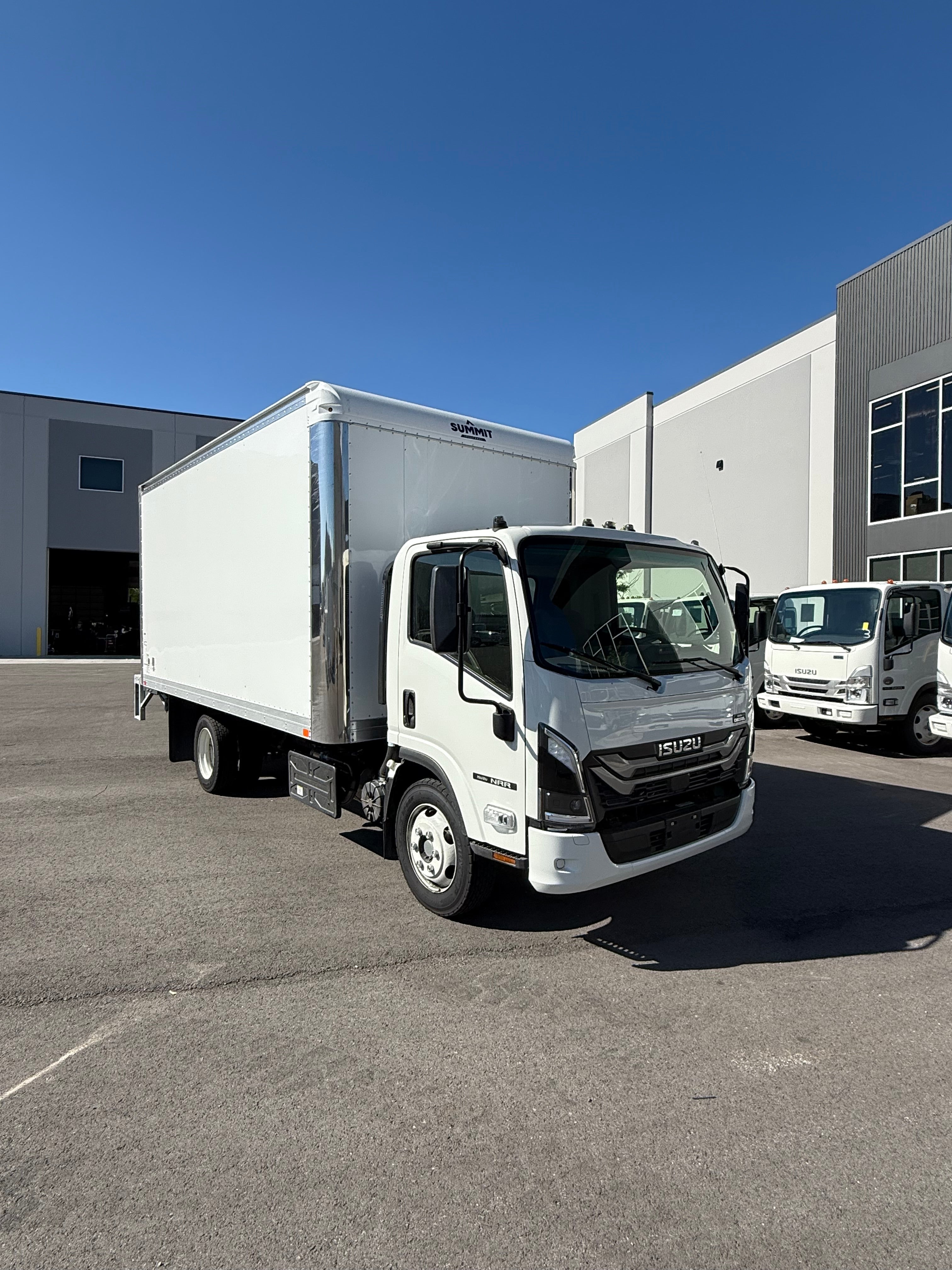 2025 ISUZU NRR Diesel 16" Box Truck Demo