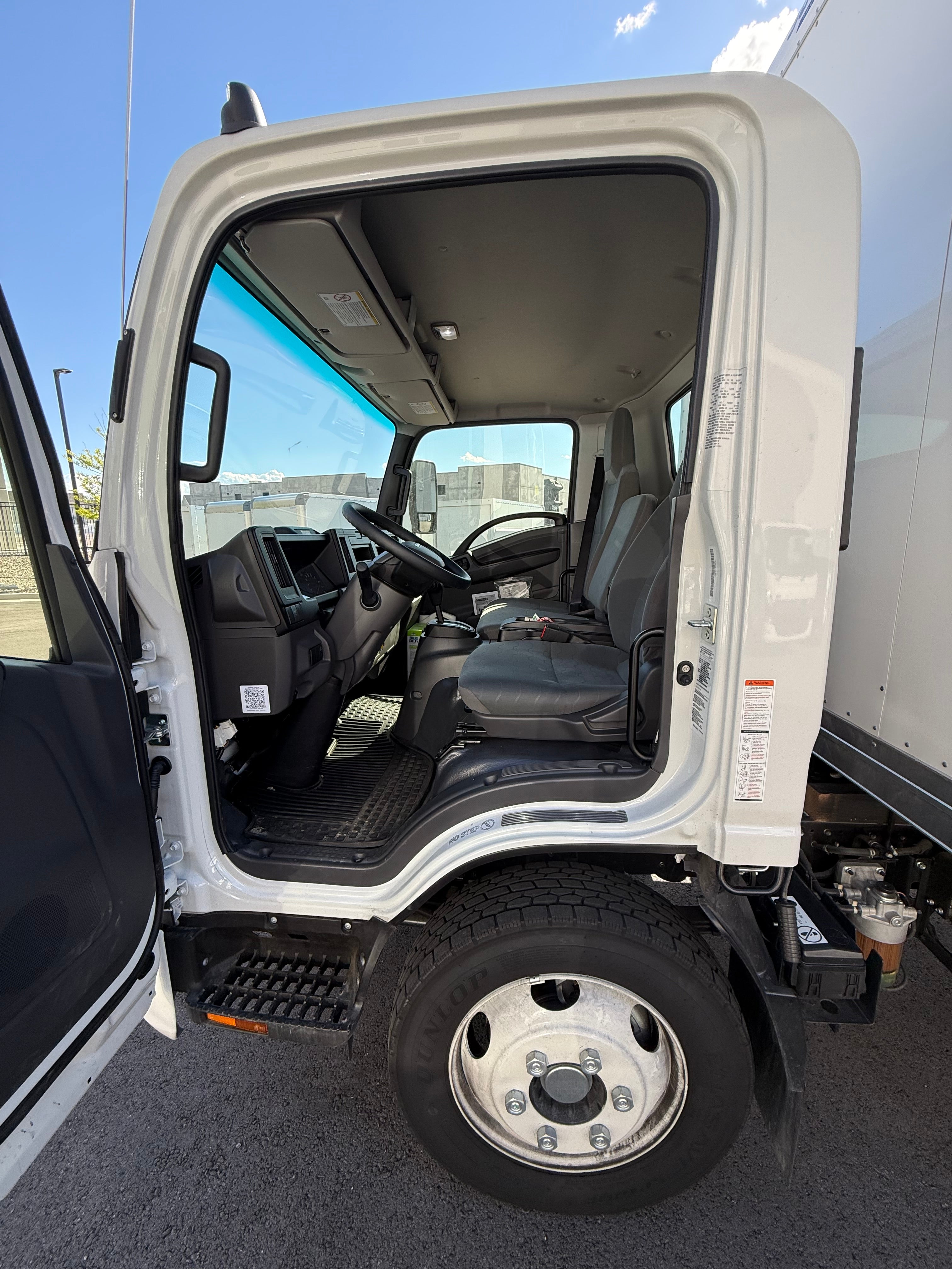 2025 ISUZU NRR Diesel 16" Box Truck Demo