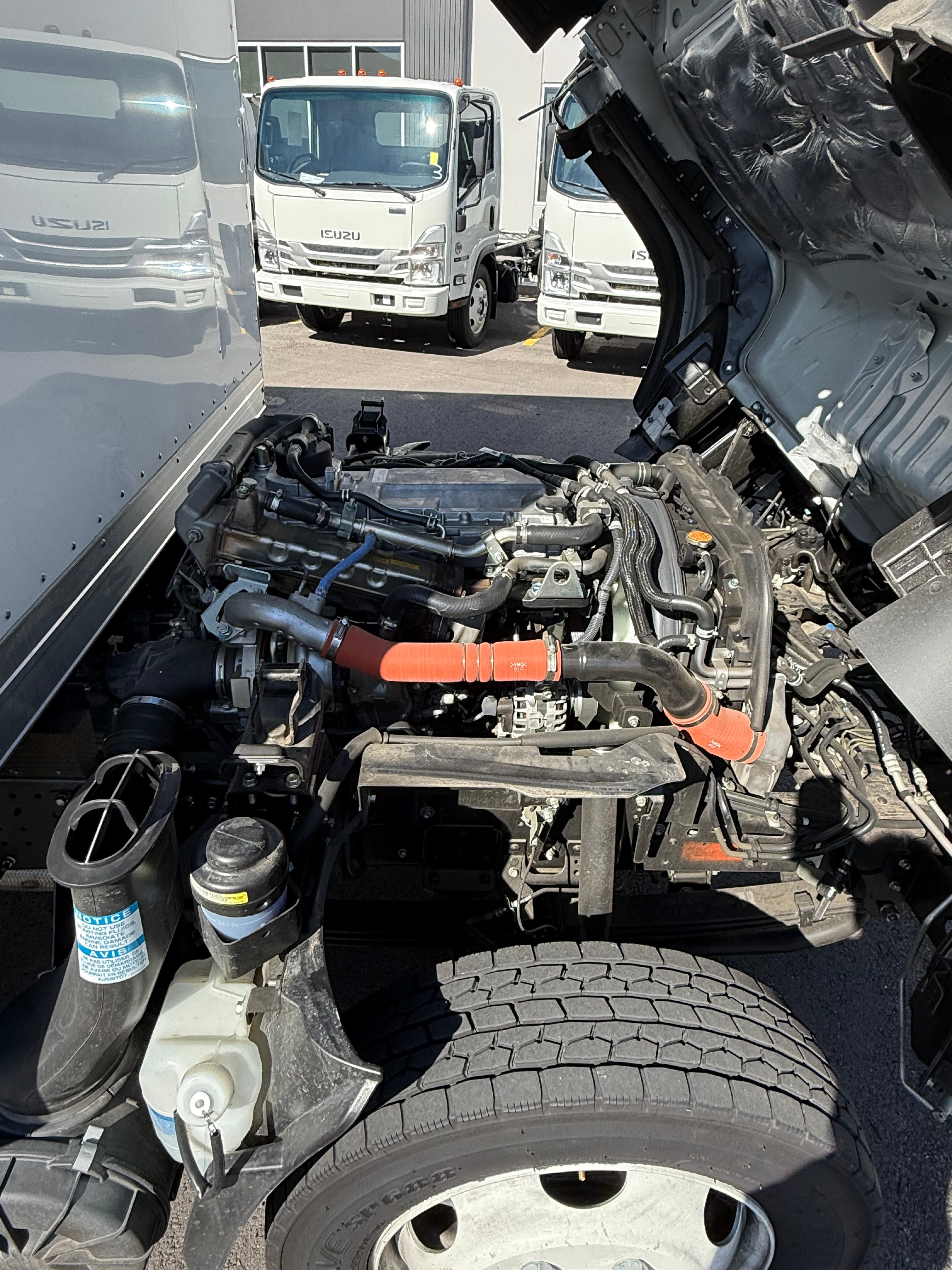 2025 ISUZU NRR Diesel 16" Box Truck Demo