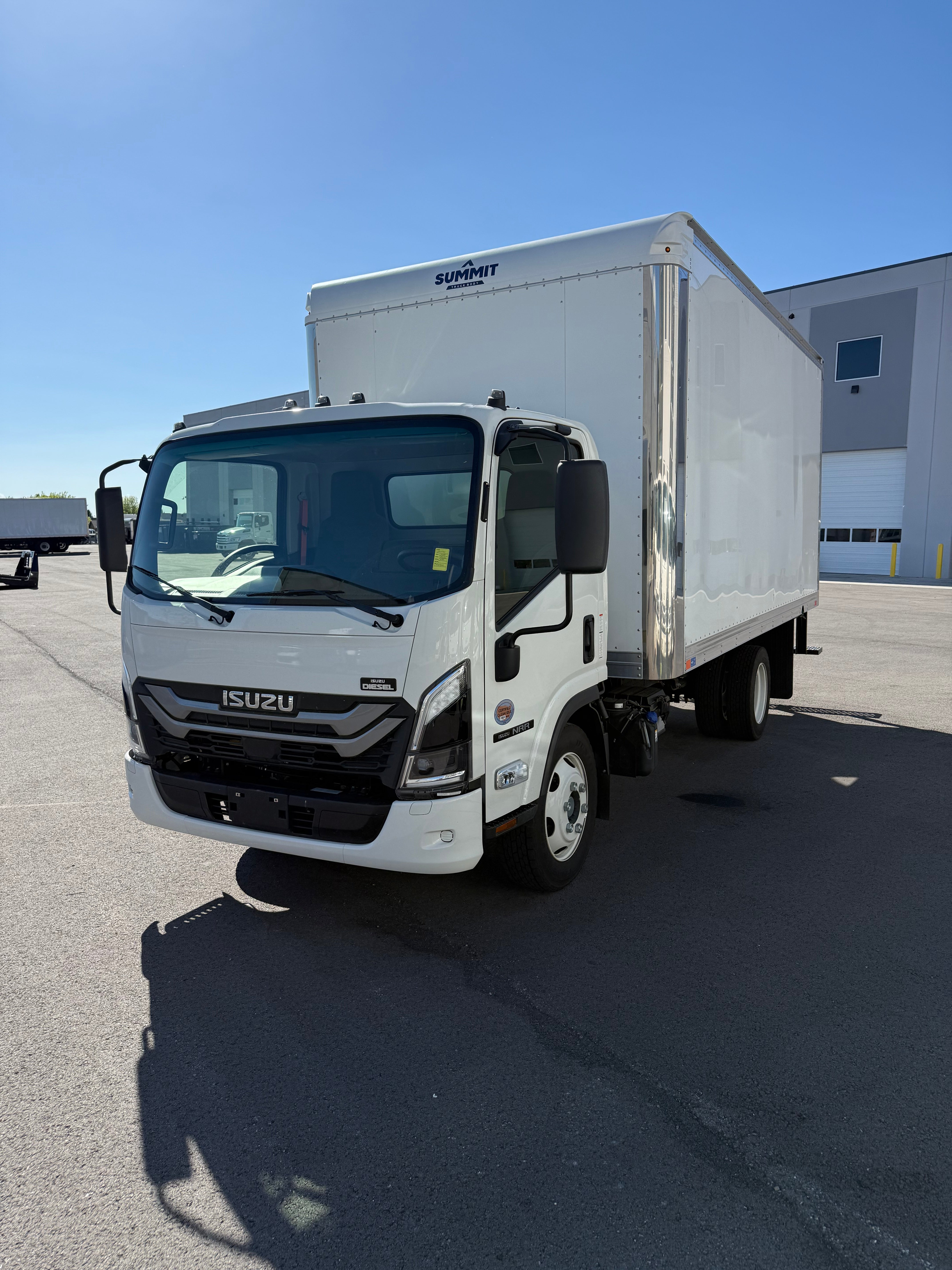 2025 ISUZU NRR Diesel 16" Box Truck Demo