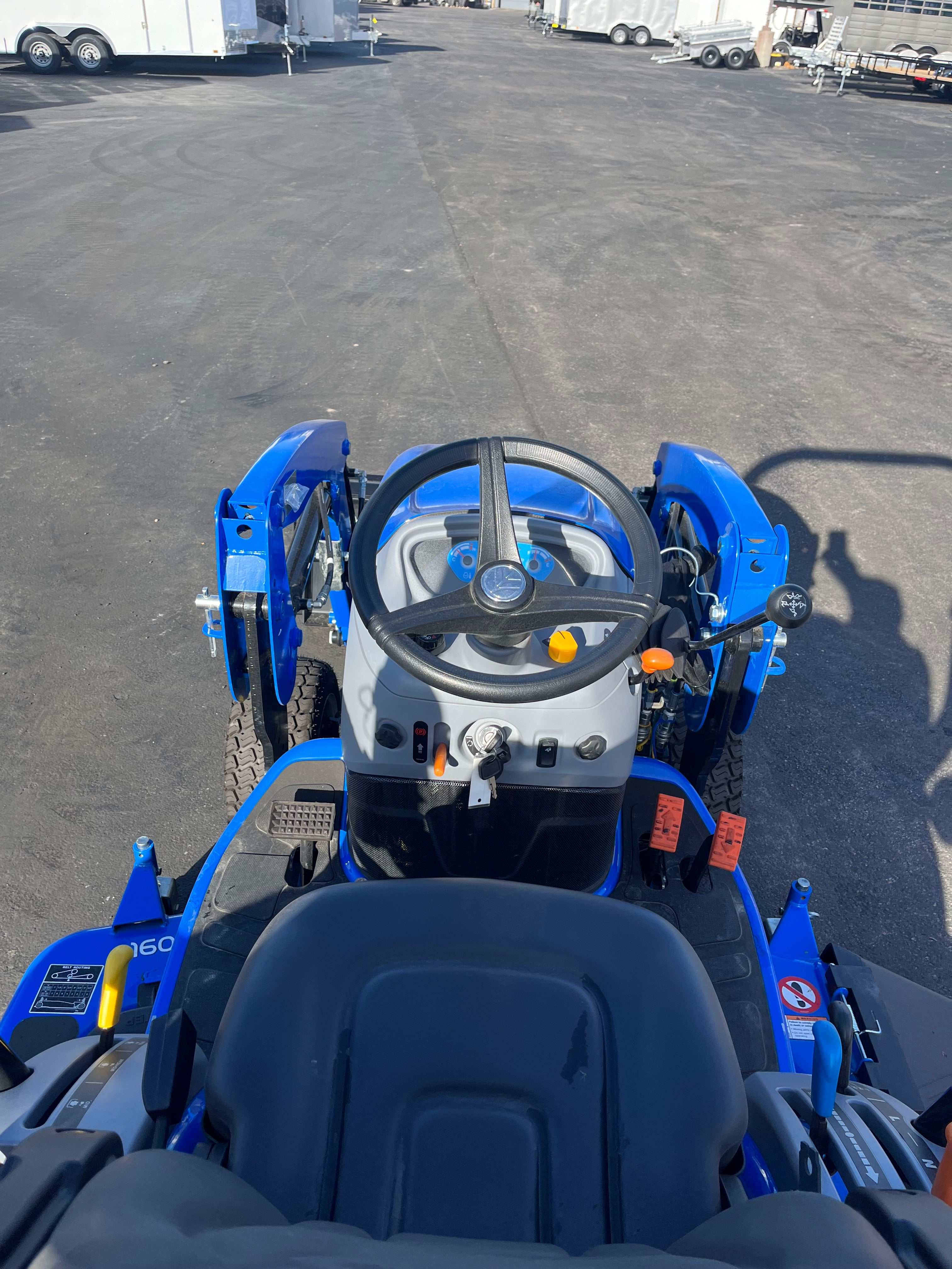 New Holland Workmaster 25s With 60" Mower