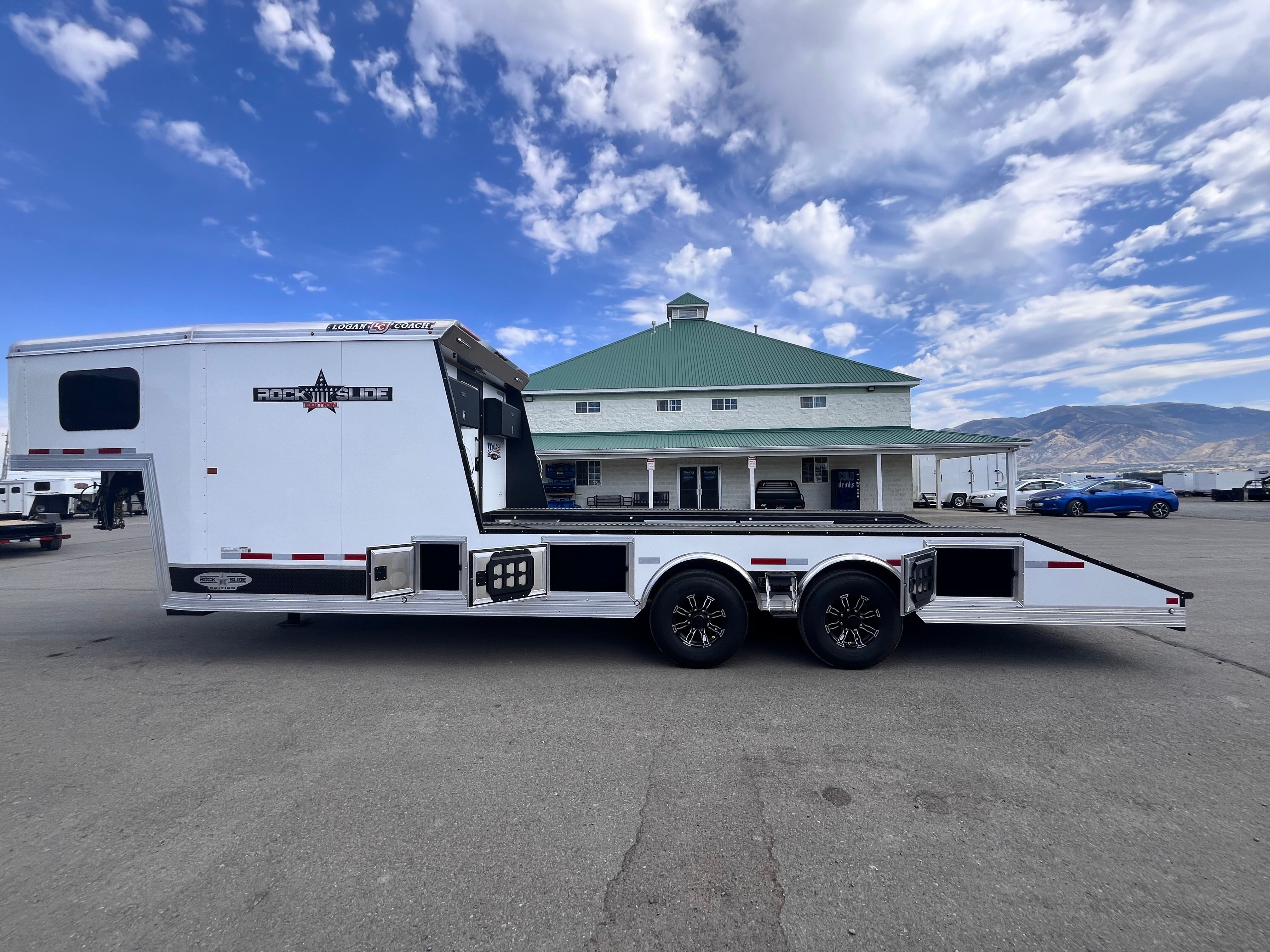 2024 Logan Coach 20' Rock Slide Crawler Hauler