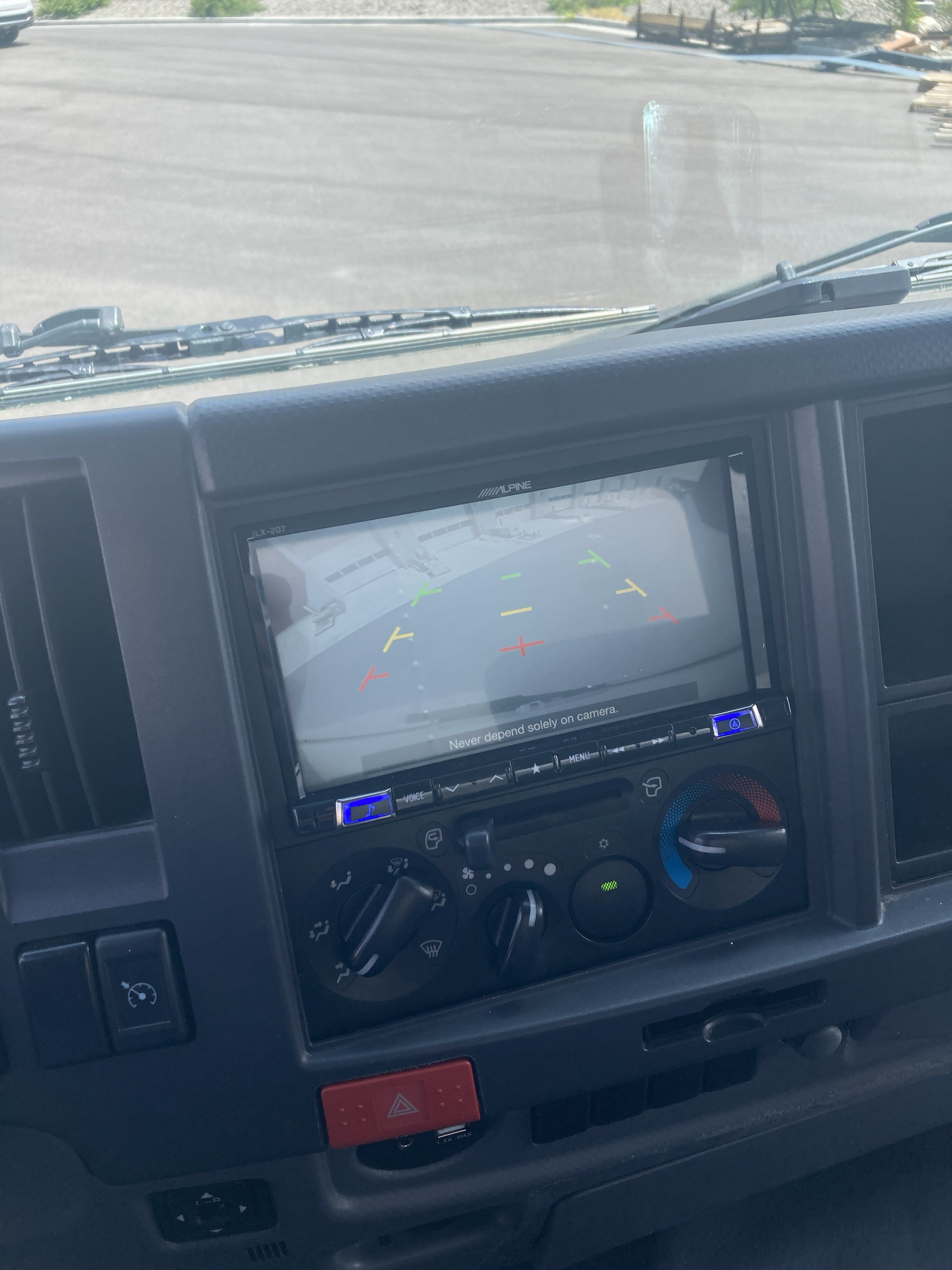 CERTIFIED USED 2020 ISUZU FTR 26' BOX TRUCK