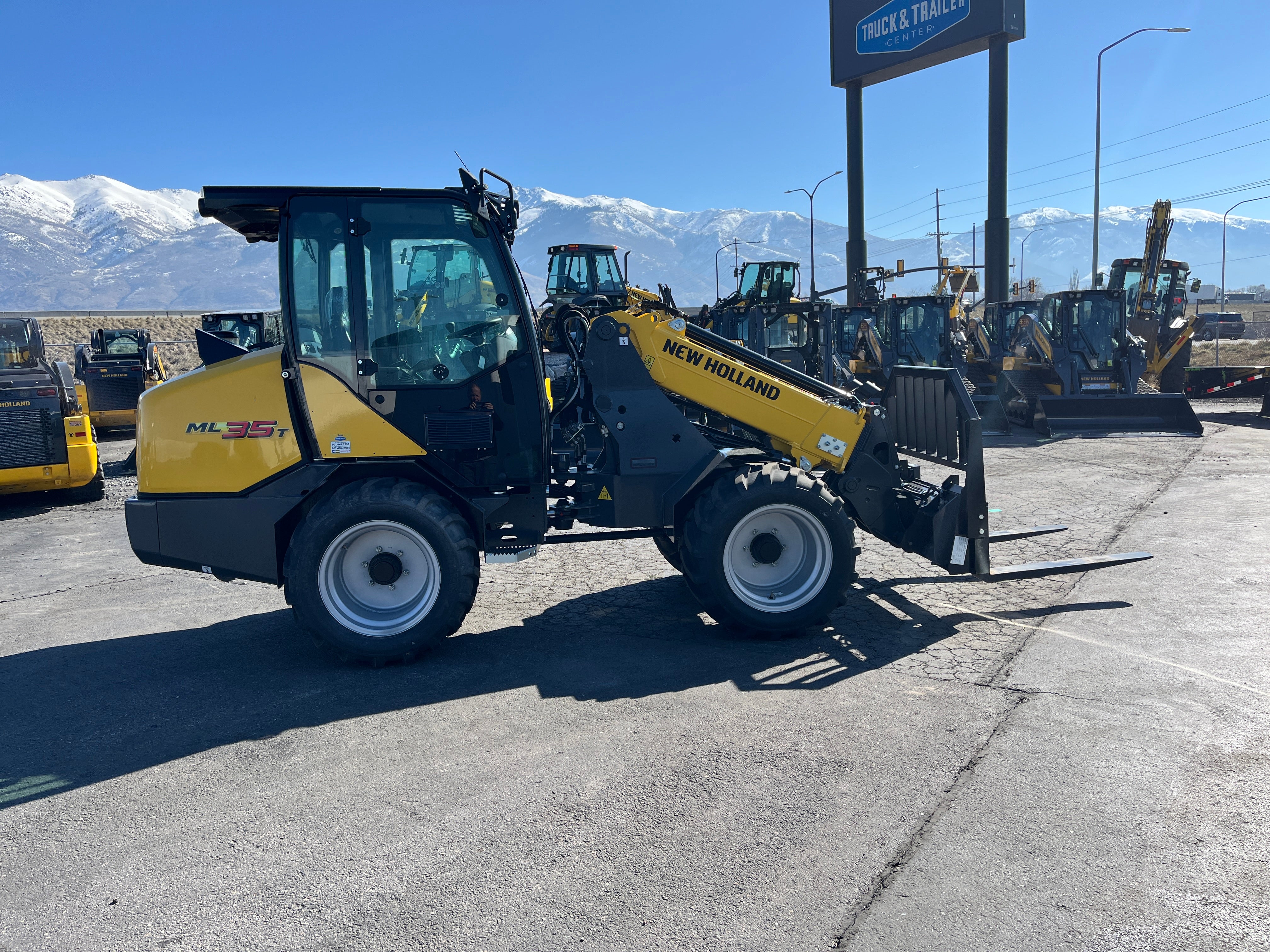 2025 New Holland ML35T Articulating Wheel Loader