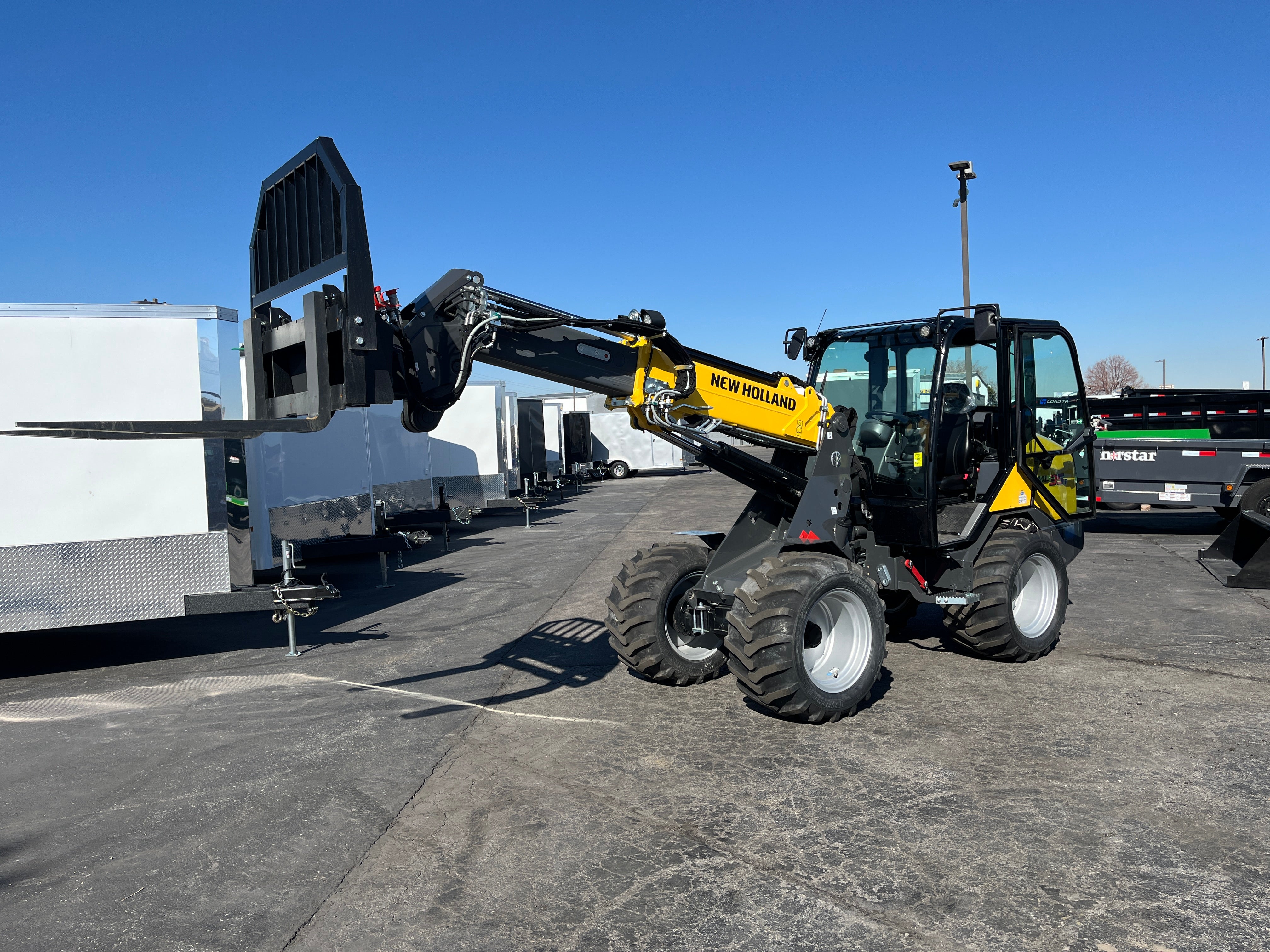 2025 New Holland ML35T Articulating Wheel Loader