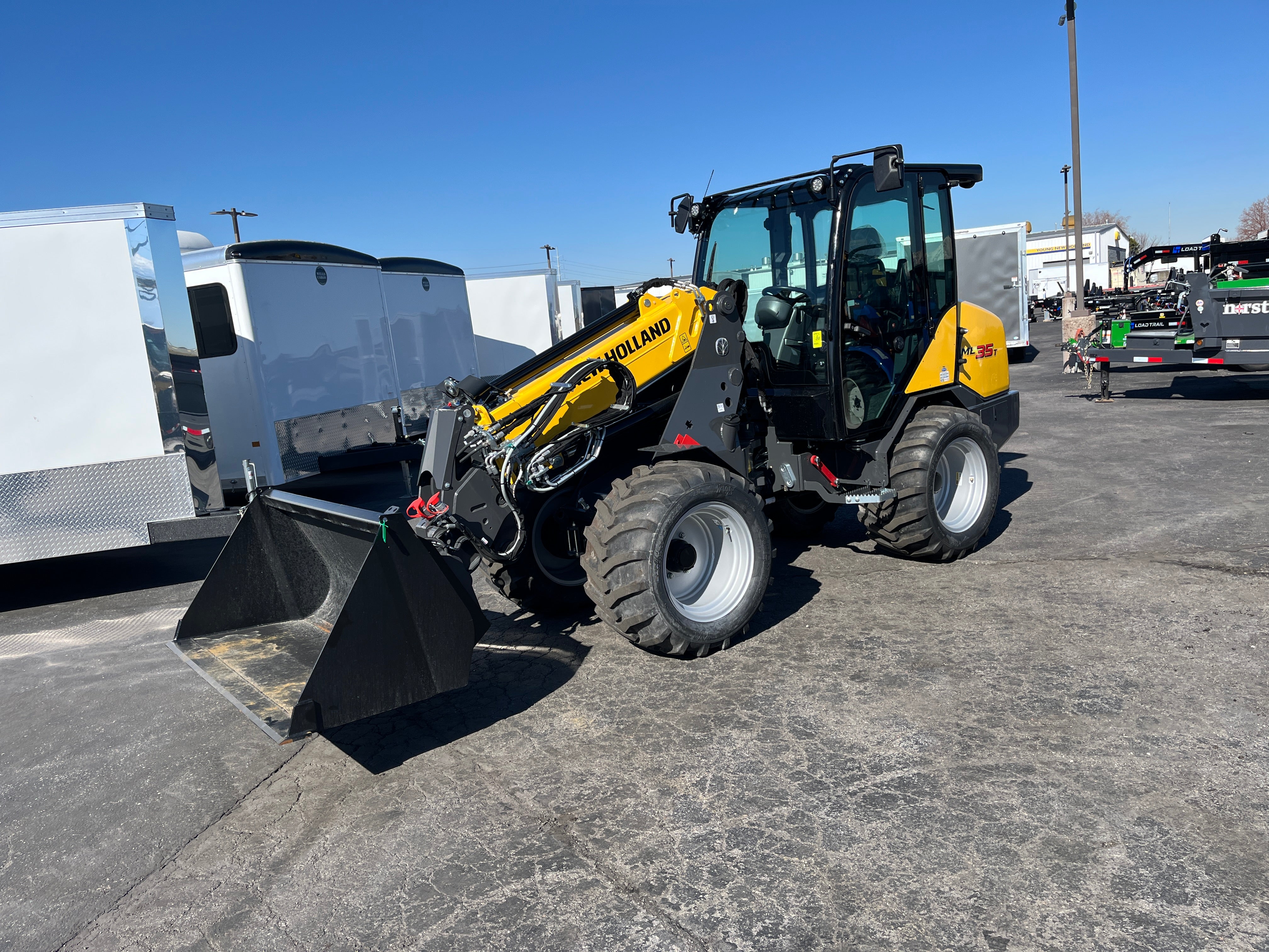 2025 New Holland ML35T Articulating Wheel Loader