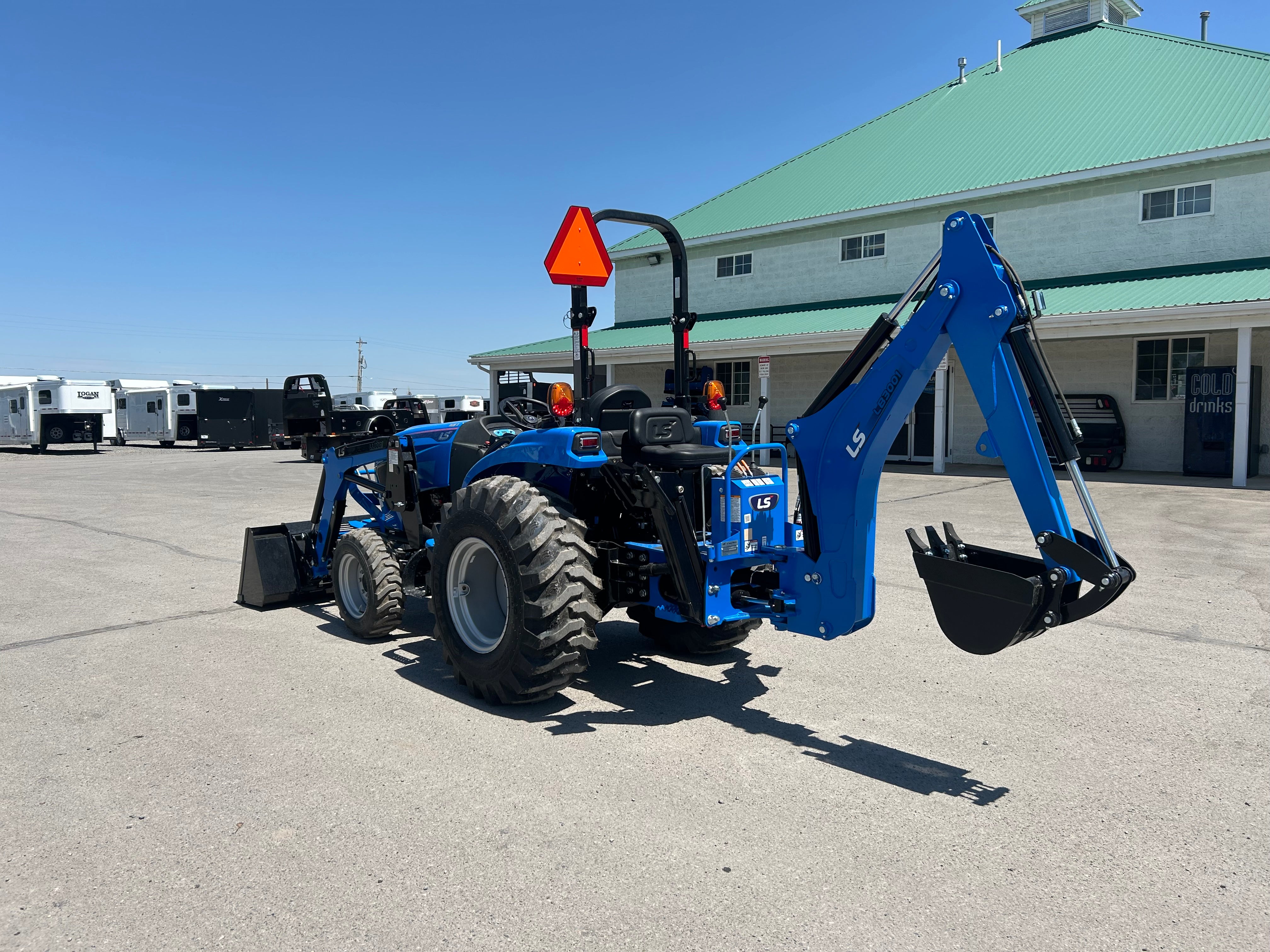 2024 LS Tractor MT226E