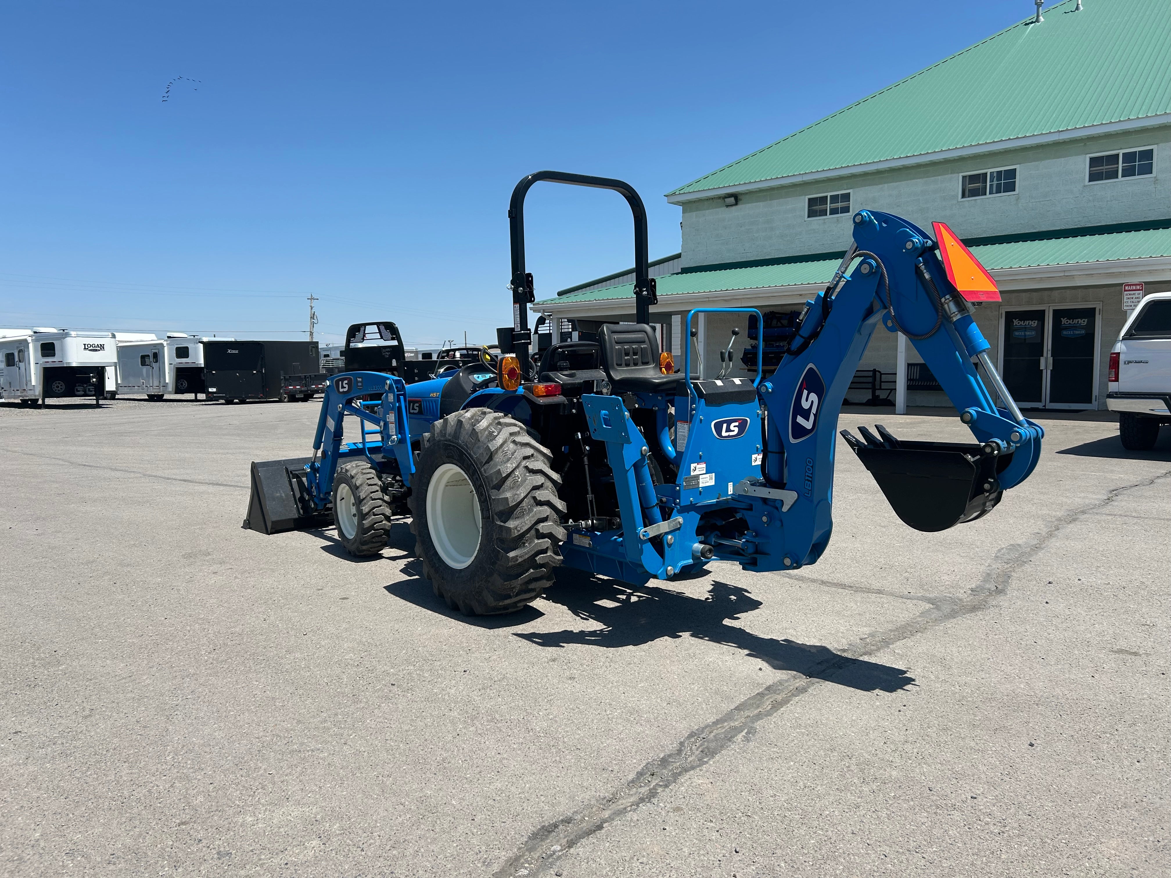 2024 LS Tractor MT225E 25 HP