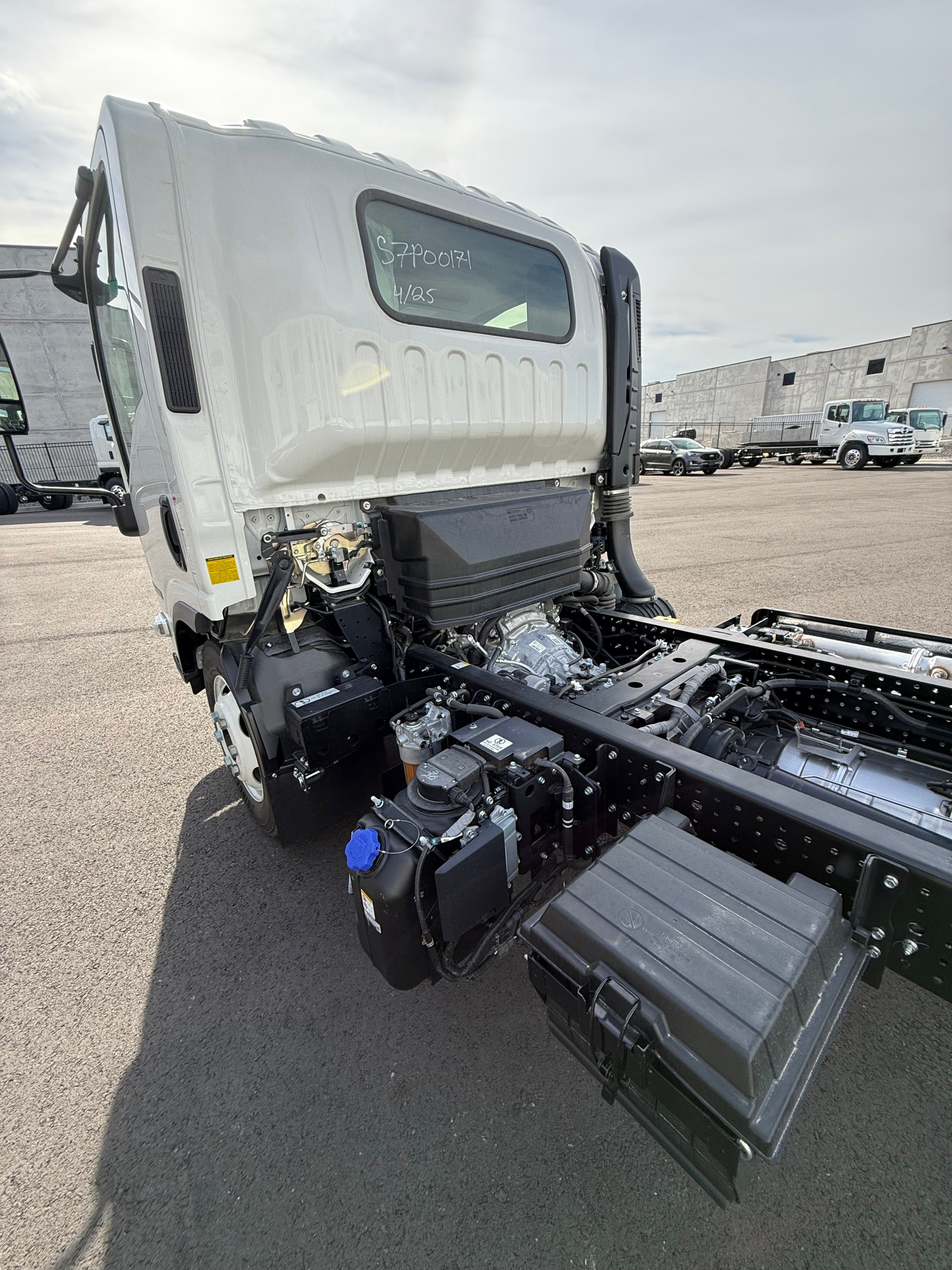 2025 ISUZU NRR DIESEL CAB AND CHASSIS