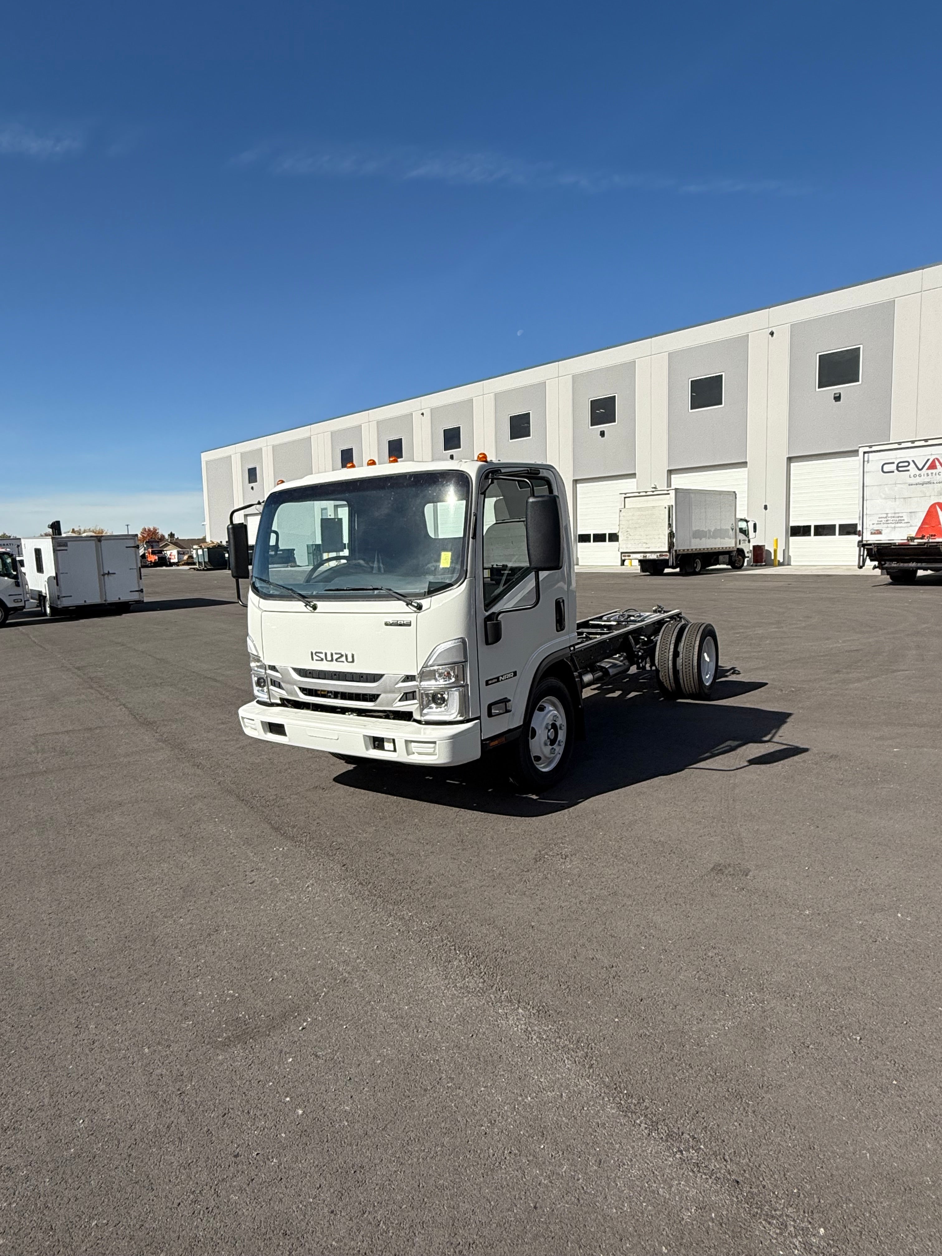 NEW 2025 ISUZU NRR GAS CAB AND CHASSIS