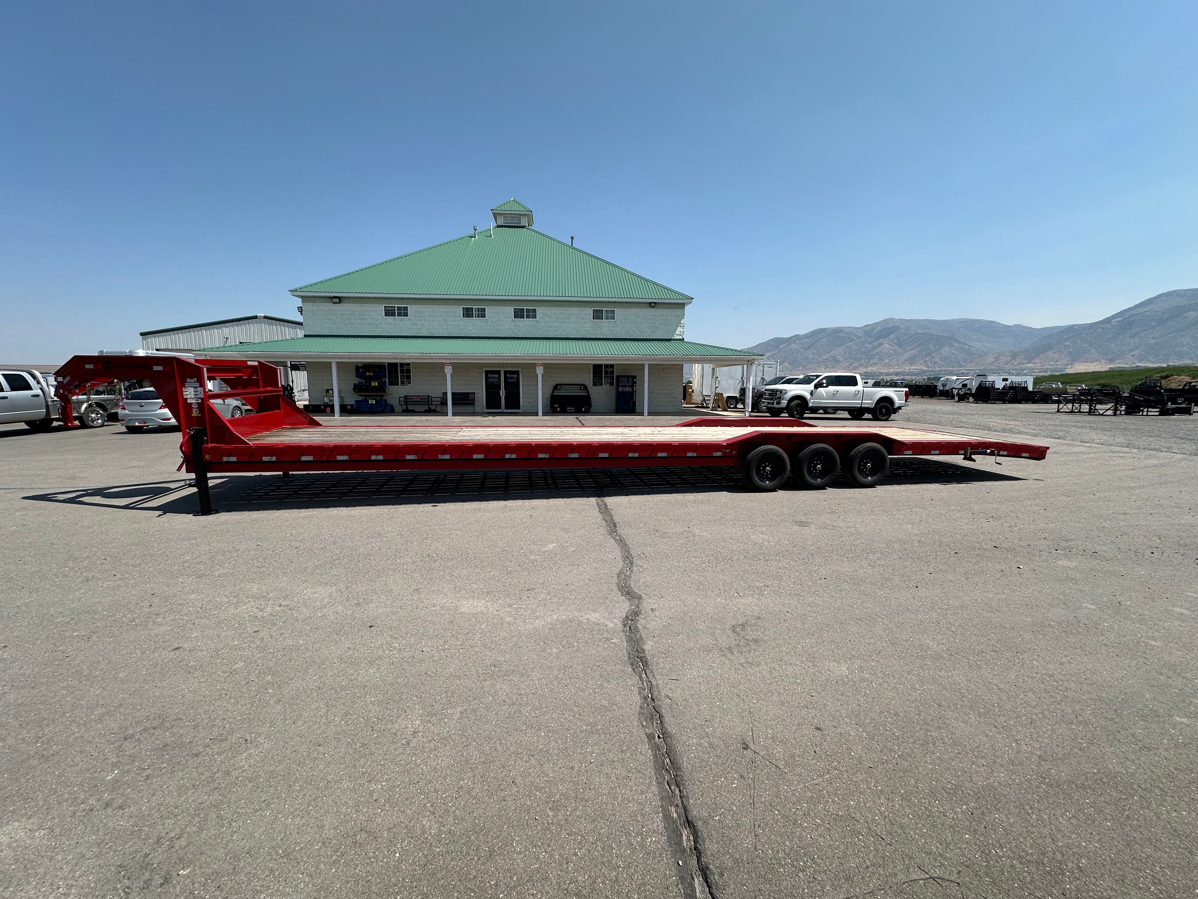 2024 Load Trail 44' Gooseneck flatbed