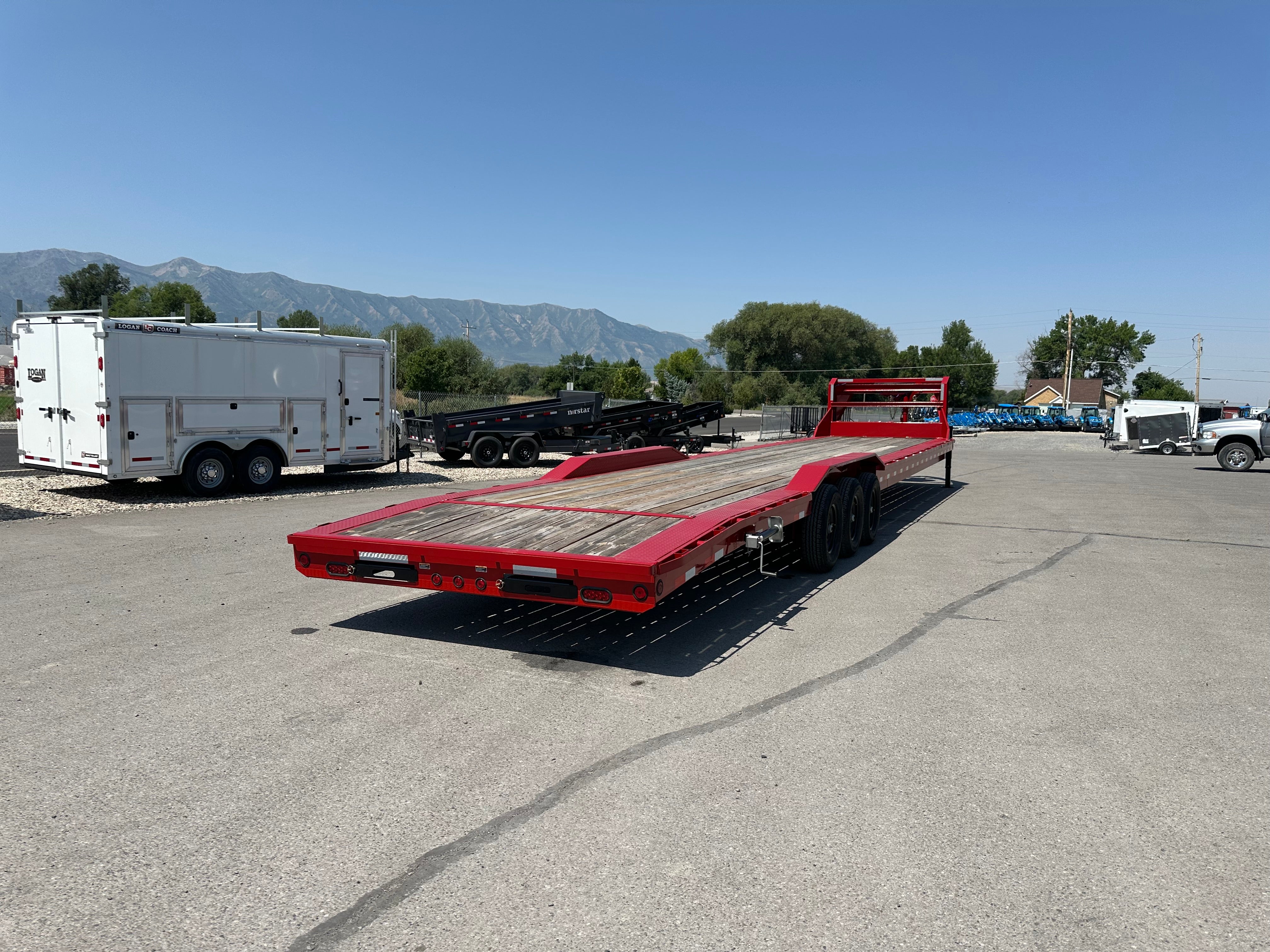 2024 Load Trail 44' Gooseneck flatbed