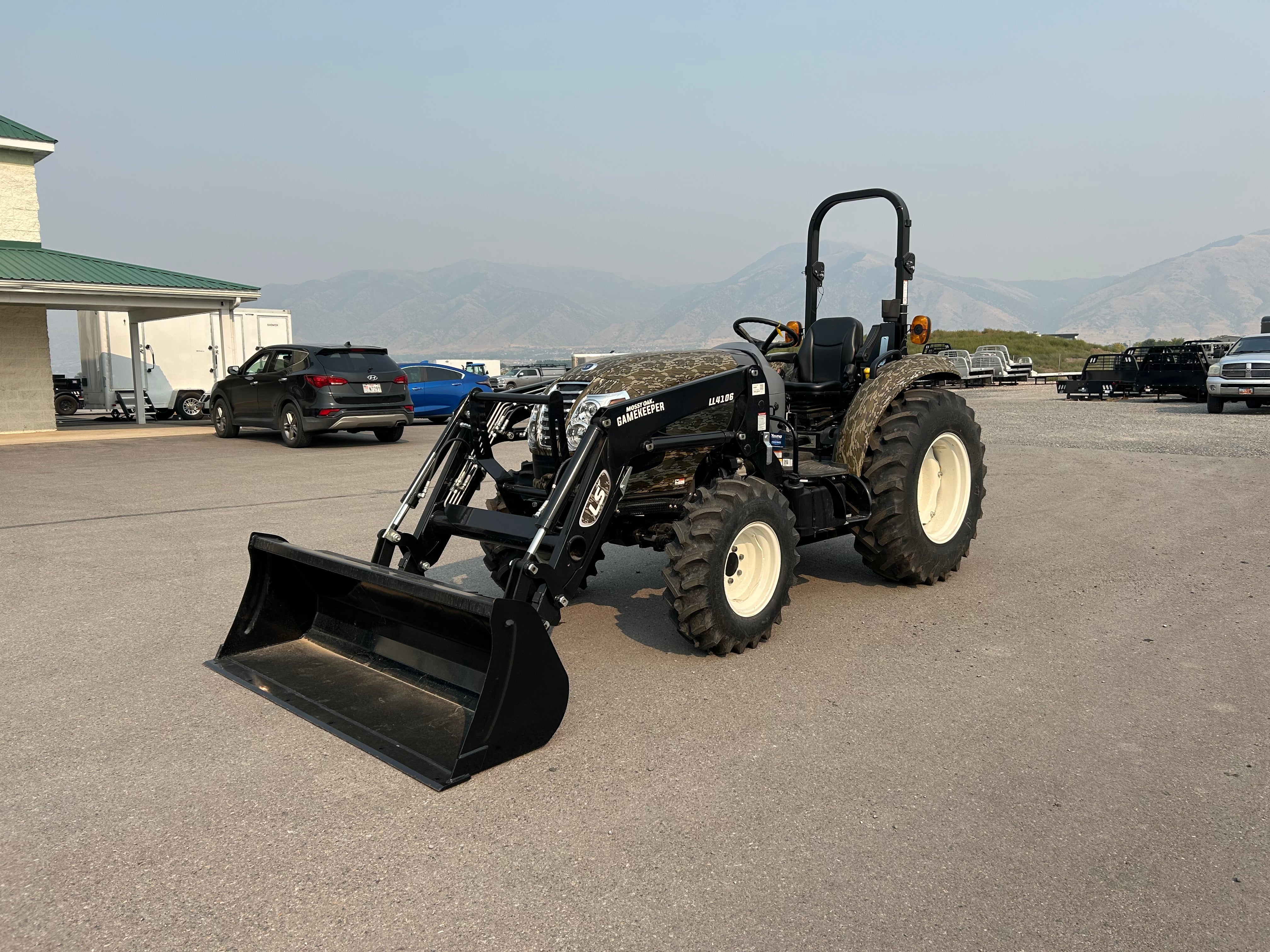 2023 LS MT357-HT Camo tractor with Loader