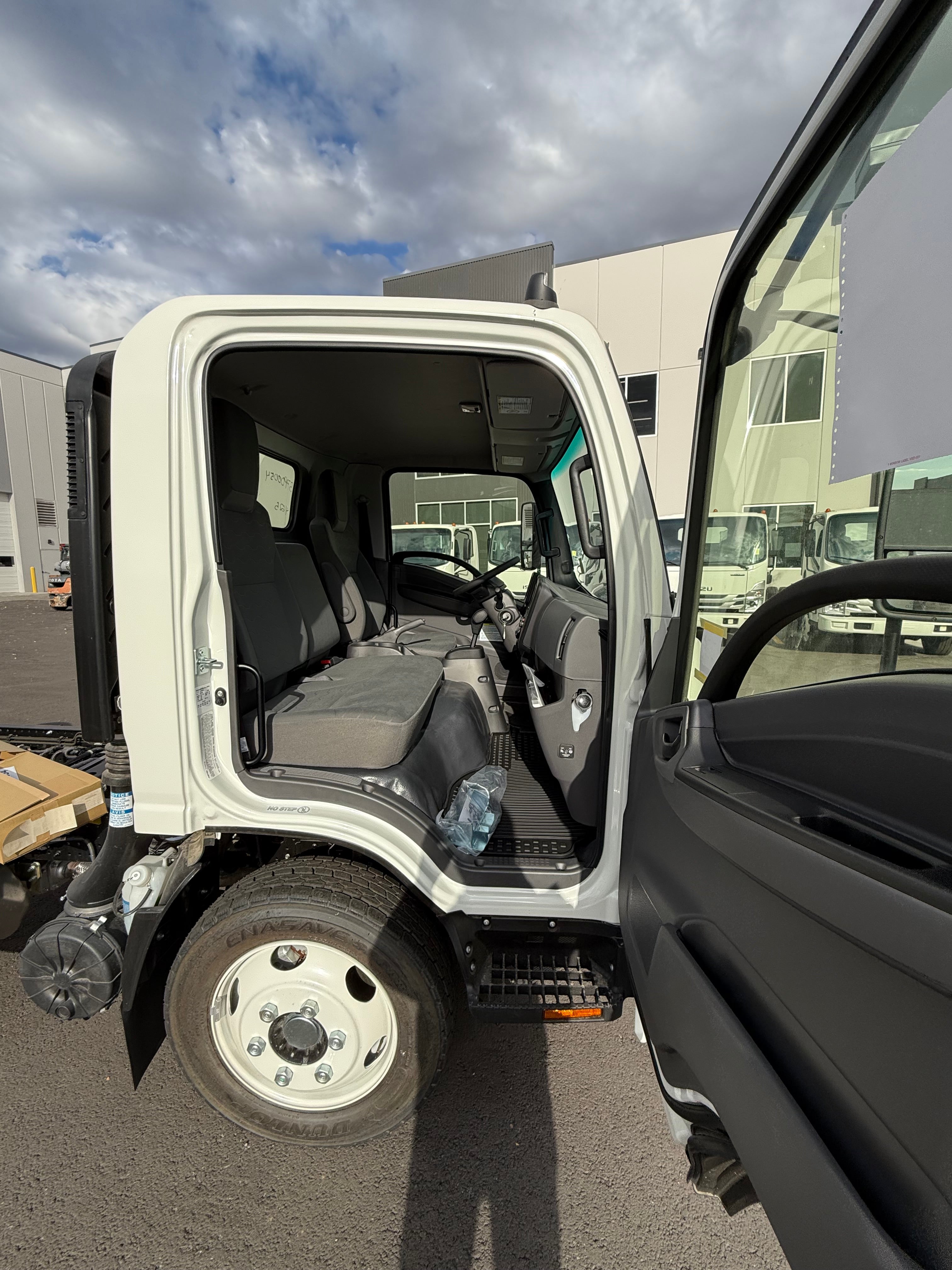 2025 ISUZU NRR DIESEL CAB AND CHASSIS