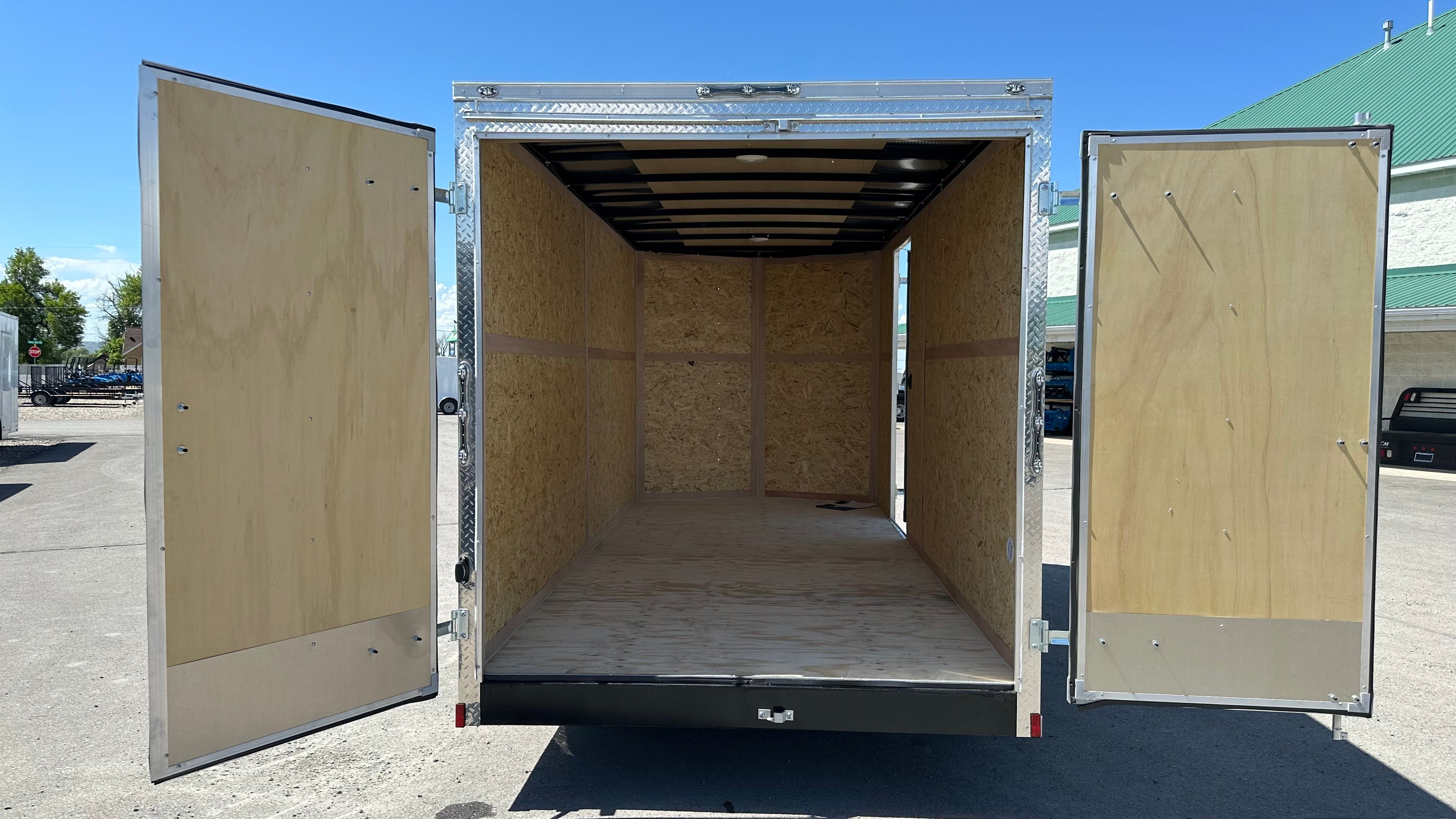 2025 Cargo Mate 7X16 with Barn Doors