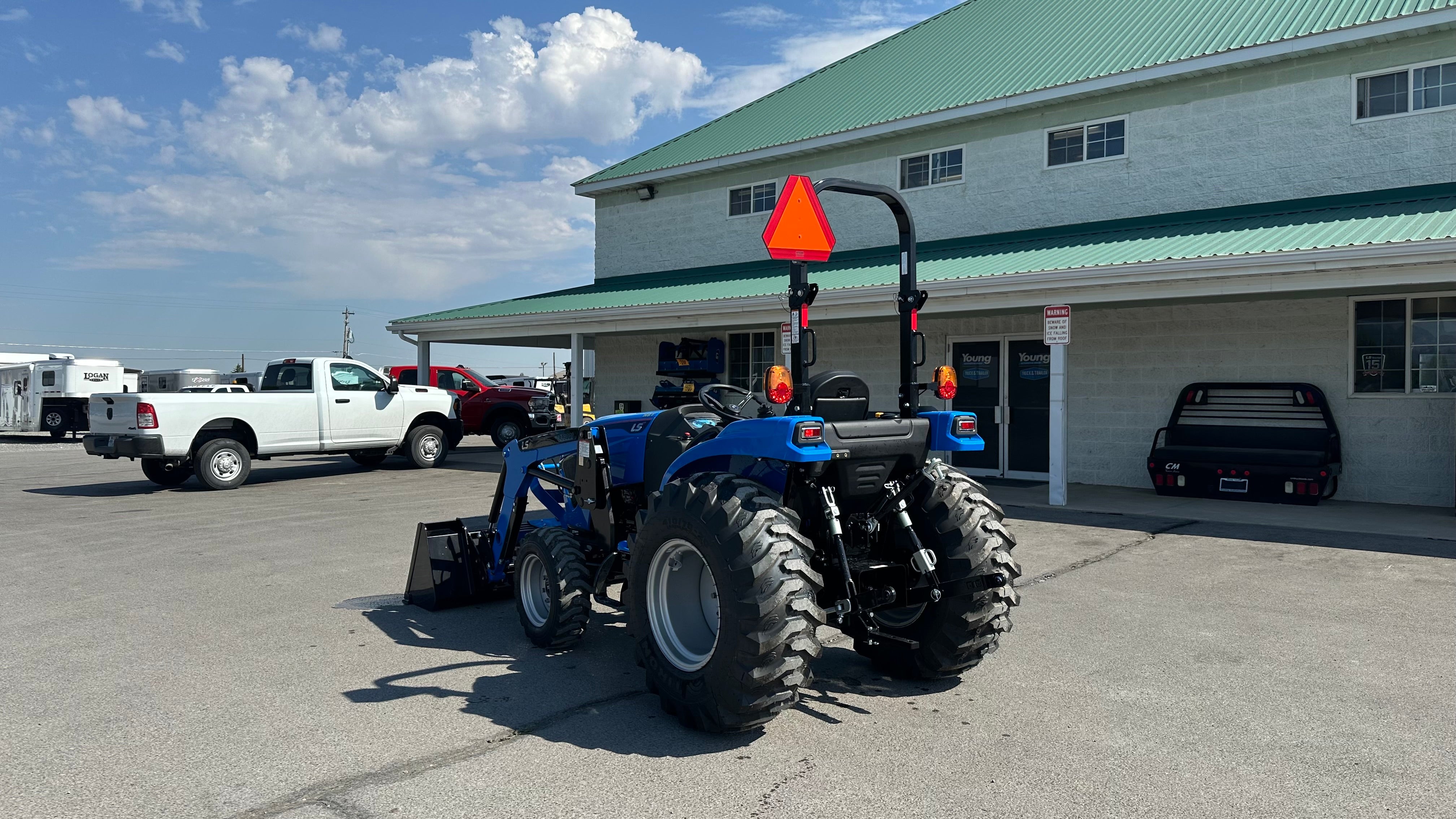 2024 LS Tractor MT226E