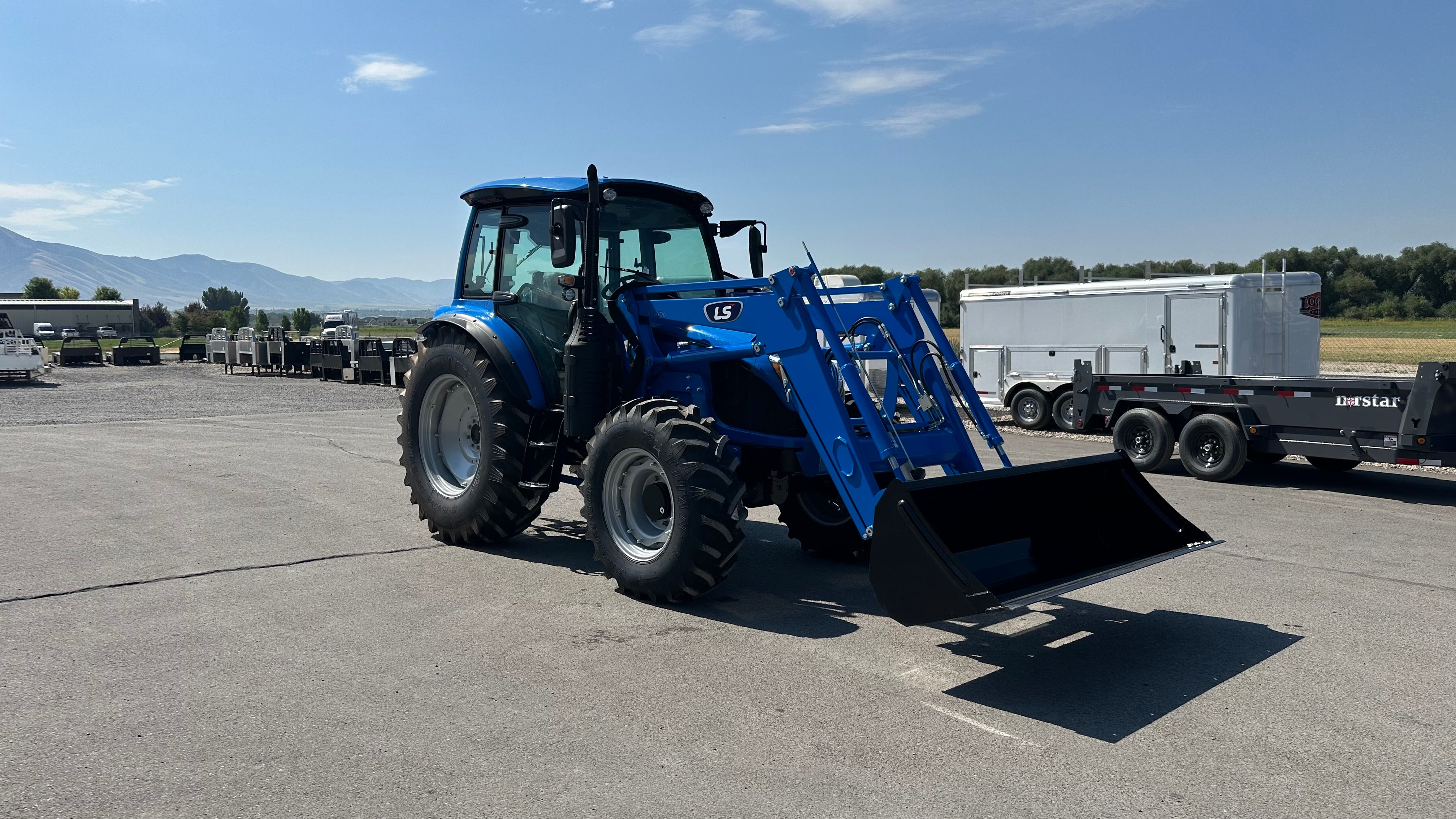 2024 LS MT7101 Tractor w/ Loader