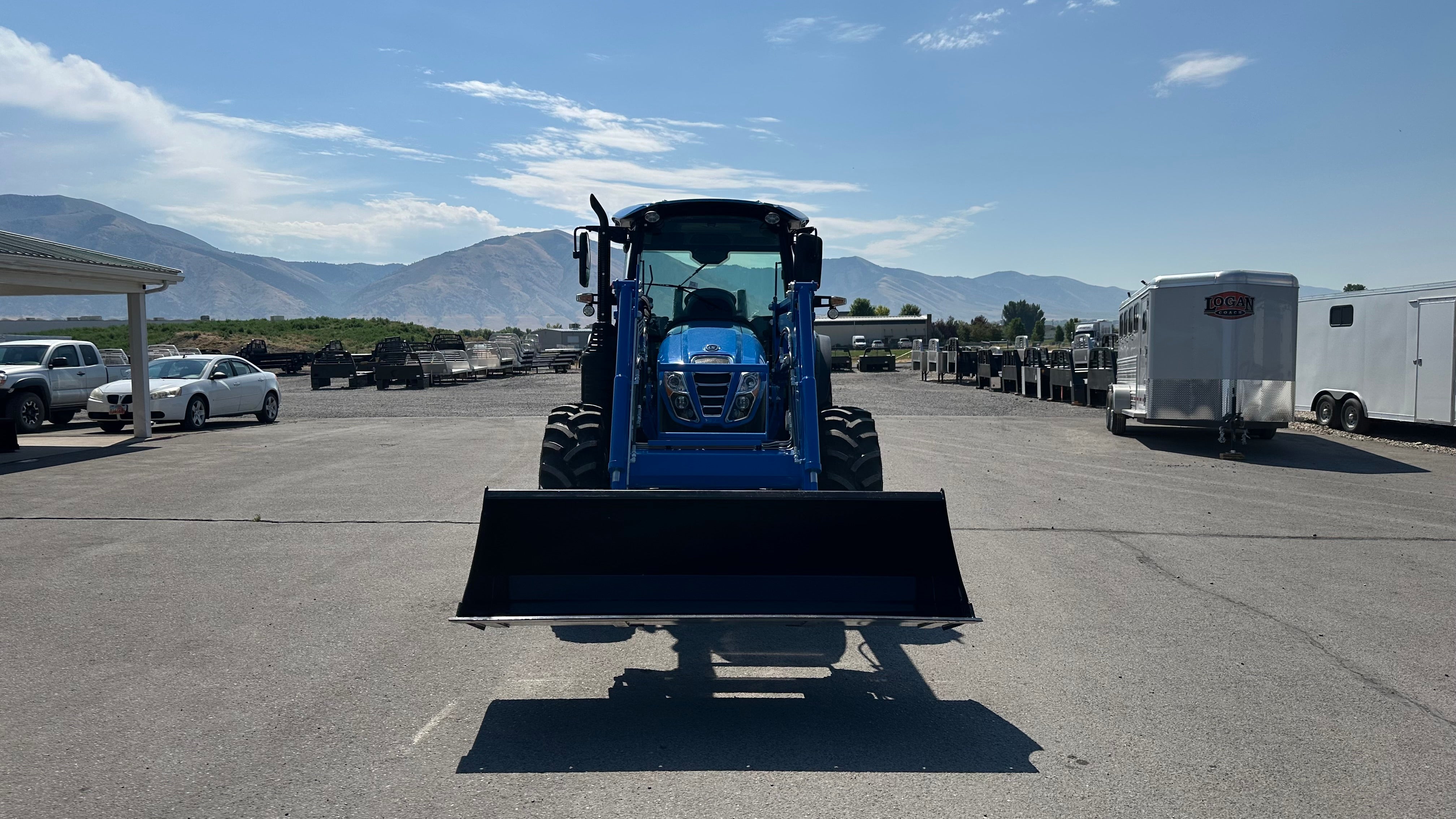 2024 LS MT7101 Tractor w/ Loader