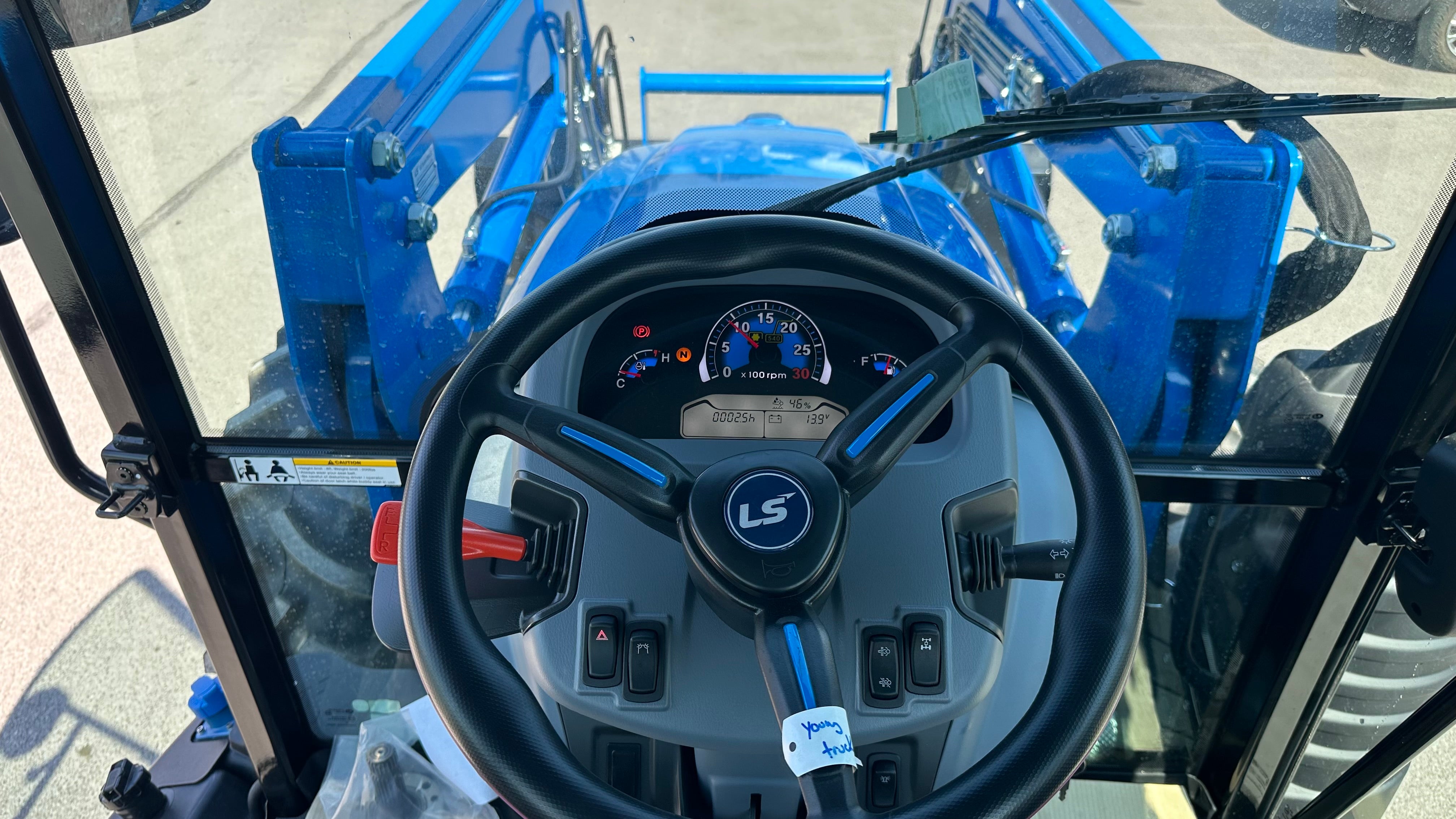 2024 LS MT7101 Tractor w/ Loader