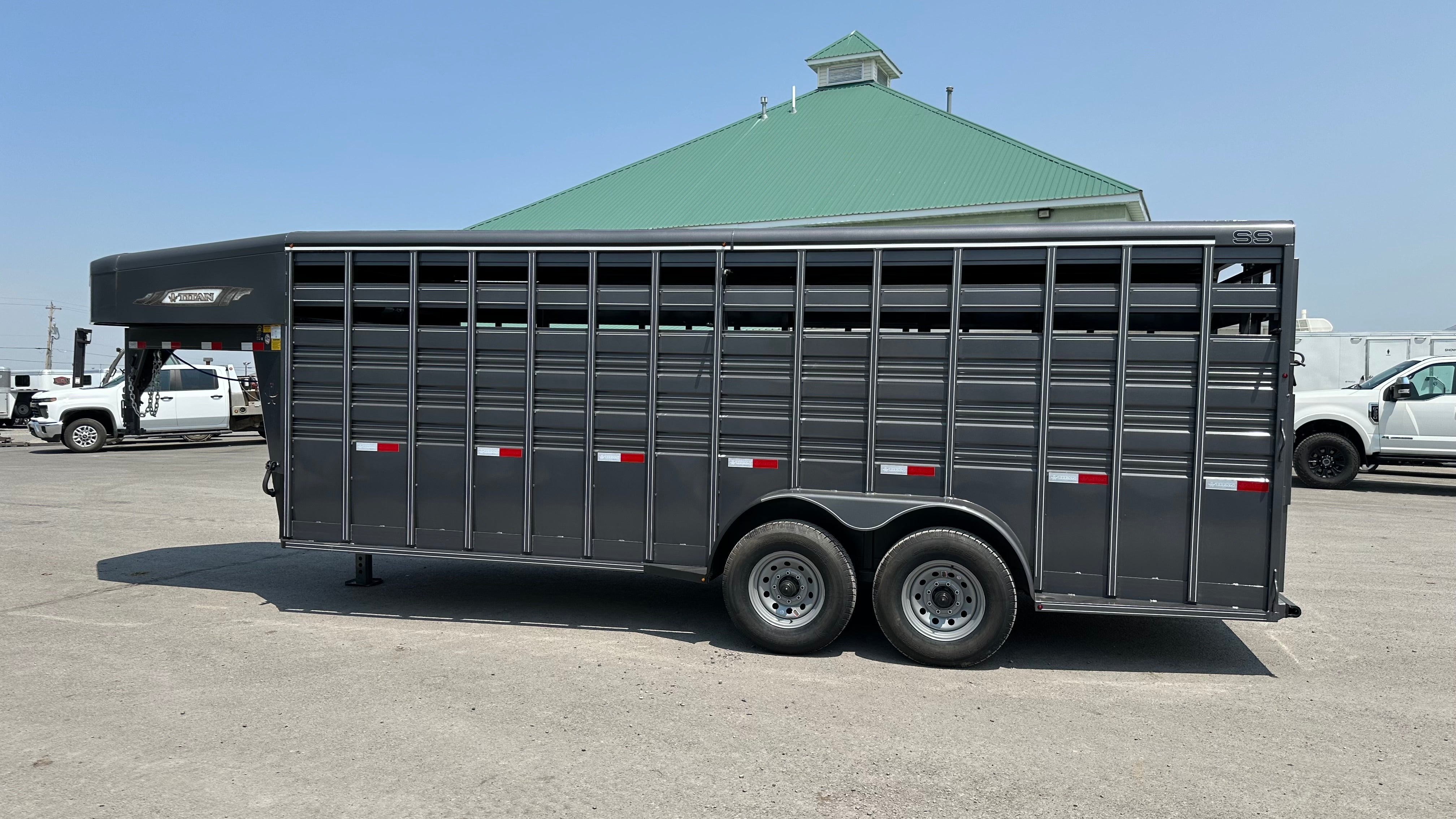 2025 Titan 20' Gooseneck Stock Trailer