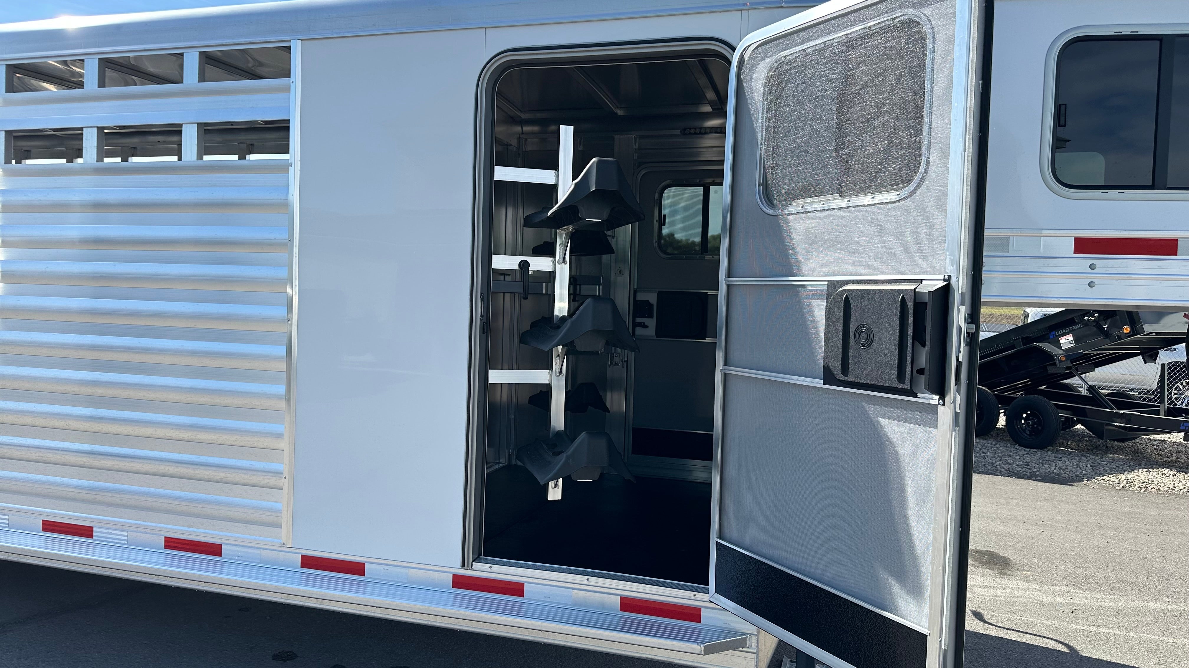 2025 Exiss 7X26 Stock Combo with Dual Man Door Tack