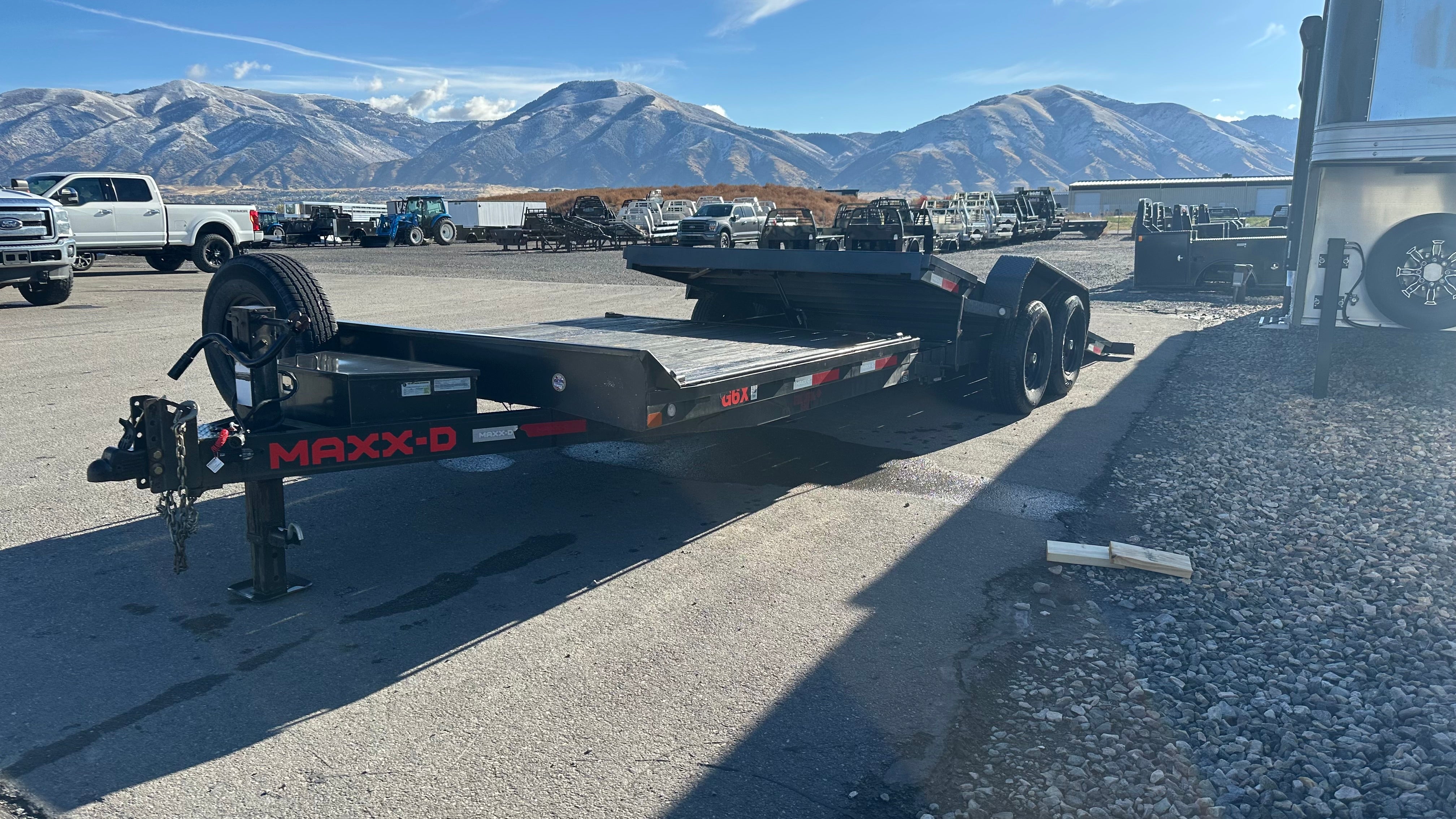 Used 2023 Maxx-D 24' Tilt Trailer