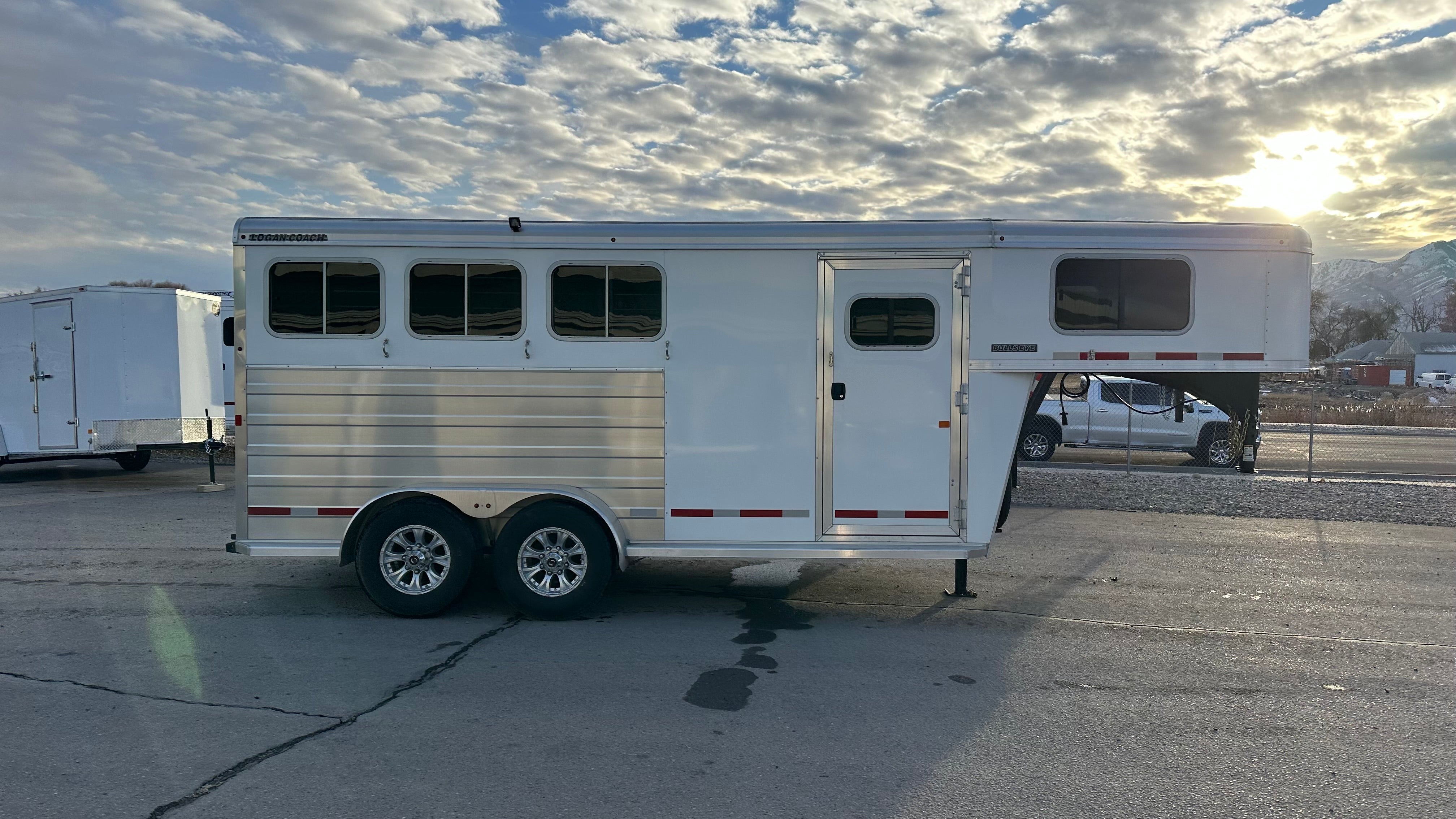 Used 2020 Logan Coach 3 Horse Bullseye Gooseneck