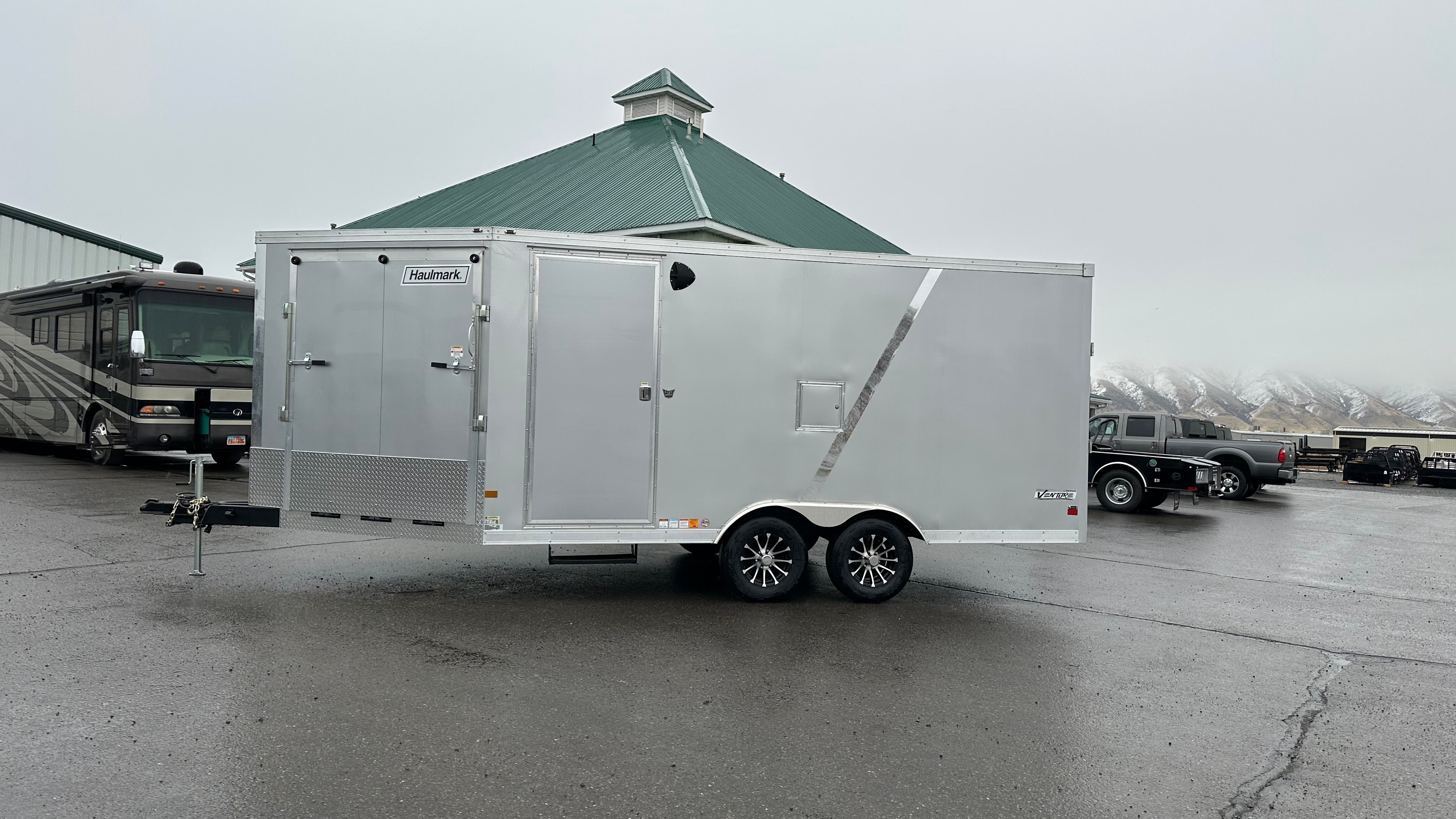 2025 Haulmark 8.5X22 Sled Trailer