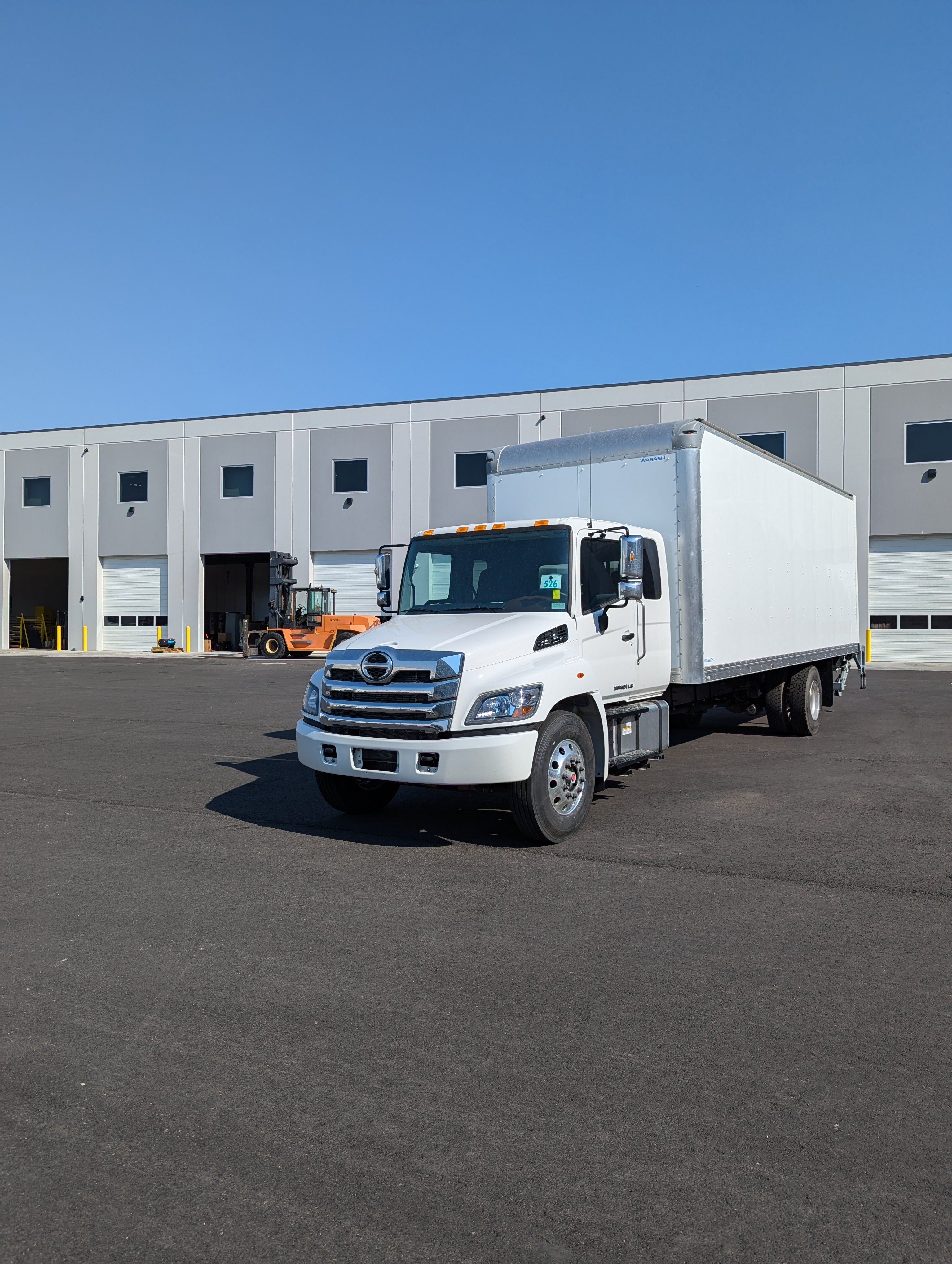 2025 HINO L6 EXTENDED CAB 26' BOX TRUCK WITH LIFTGATE