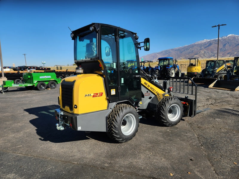 New Holland ML23 Small Articulating Loader