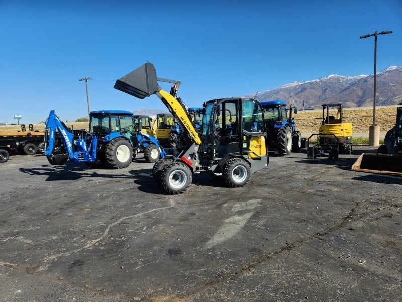 New Holland ML23 Small Articulating Loader