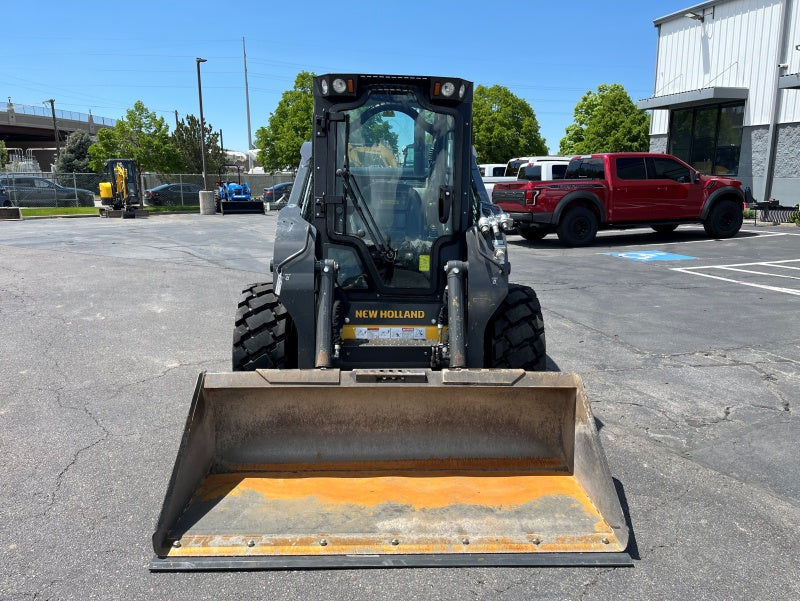 Pre-Owned 2022 New Holland L328 Skid Steer