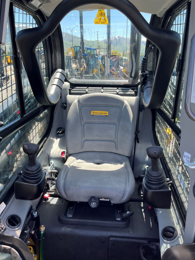 New Holland L320 Skid Steer