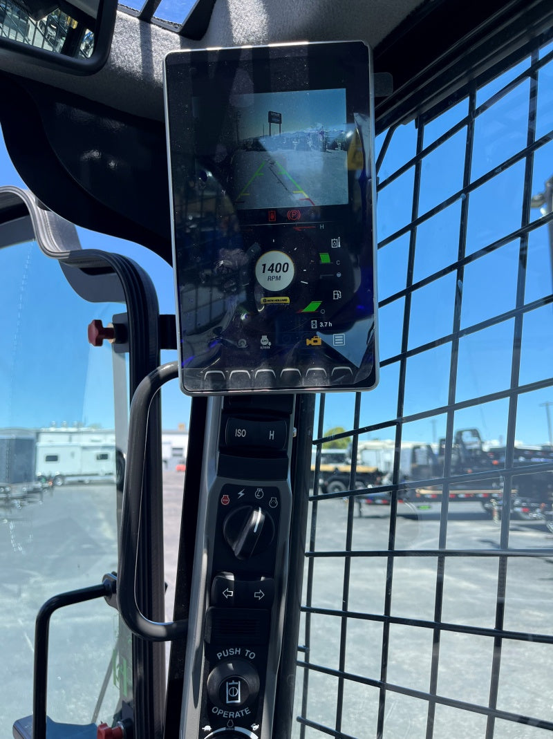 New Holland L320 Skid Steer