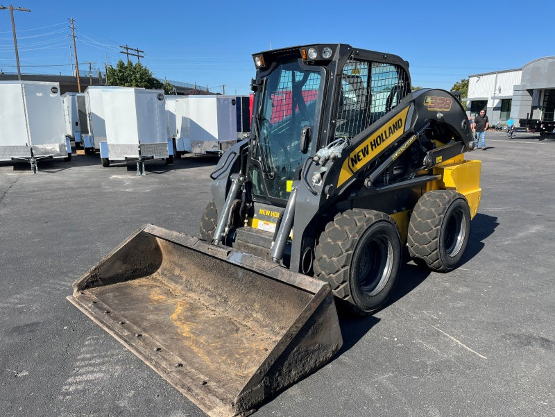 Pre-Owned 2022 New Holland L328 Skid Steer