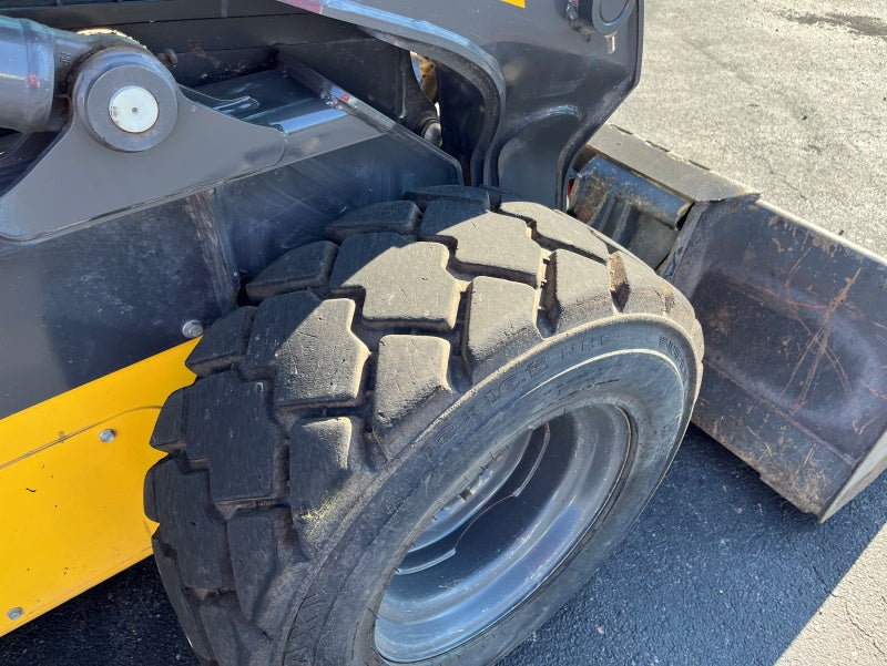 Pre-Owned 2022 New Holland L328 Skid Steer