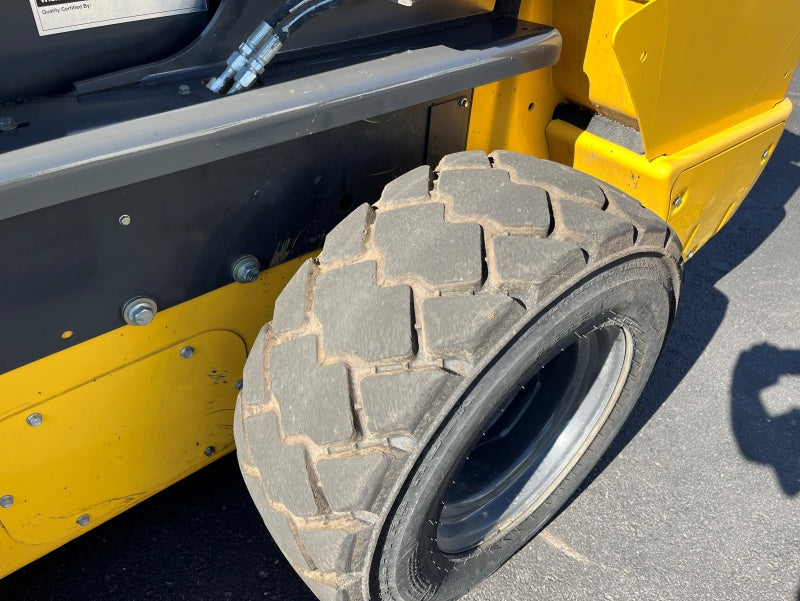 Pre-Owned 2022 New Holland L328 Skid Steer